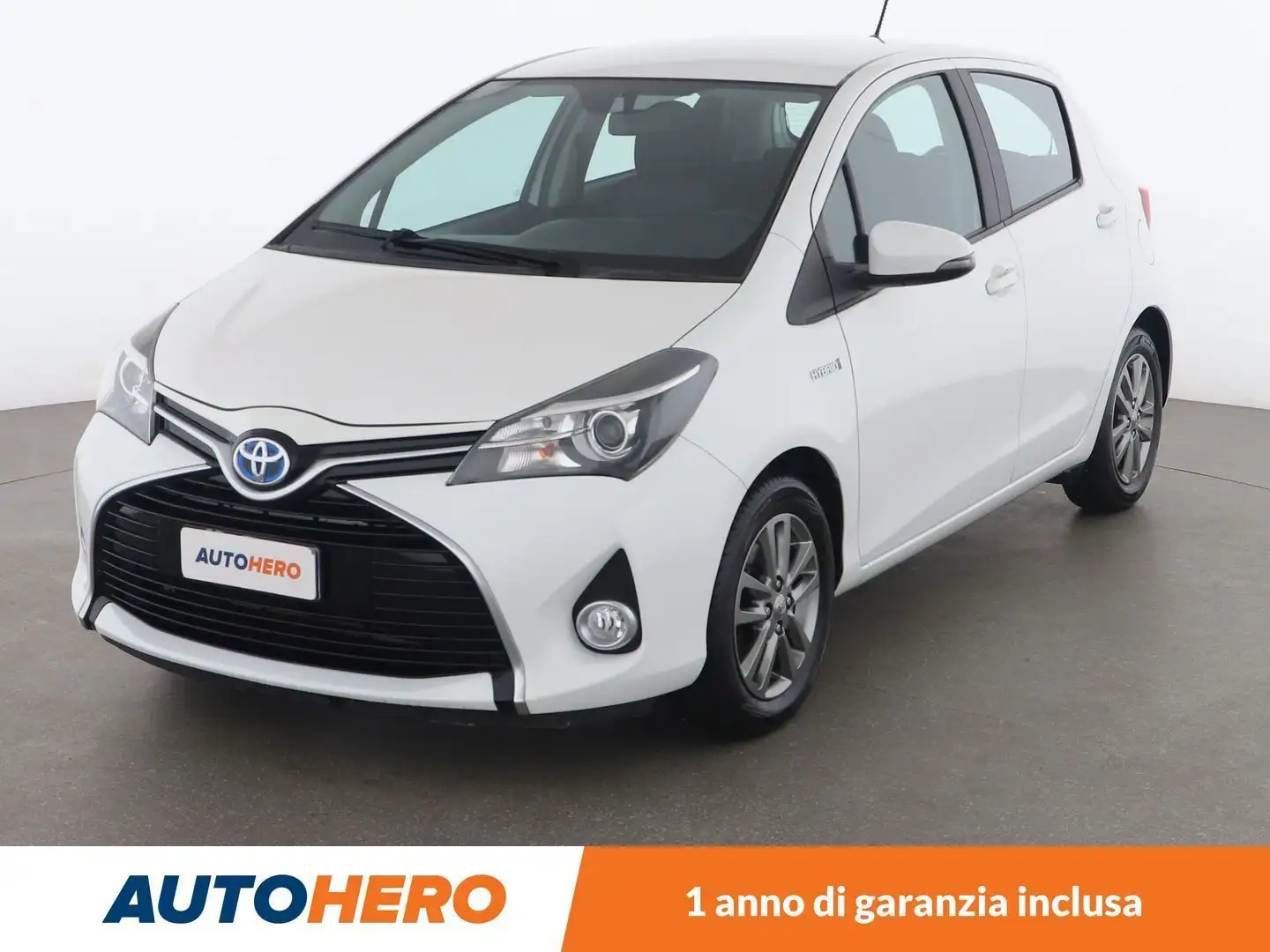 Toyota Yaris 1.5 Hybrid Active FHEV Bianco - 1