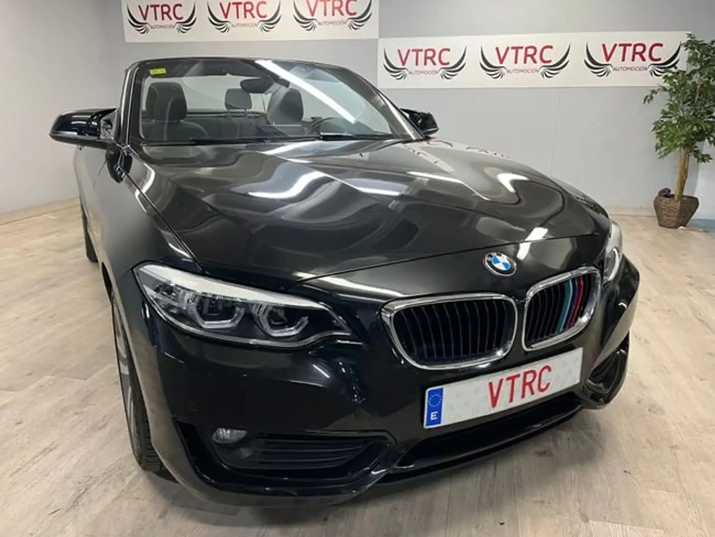 BMW 218 218dA Cabrio Negro - 1