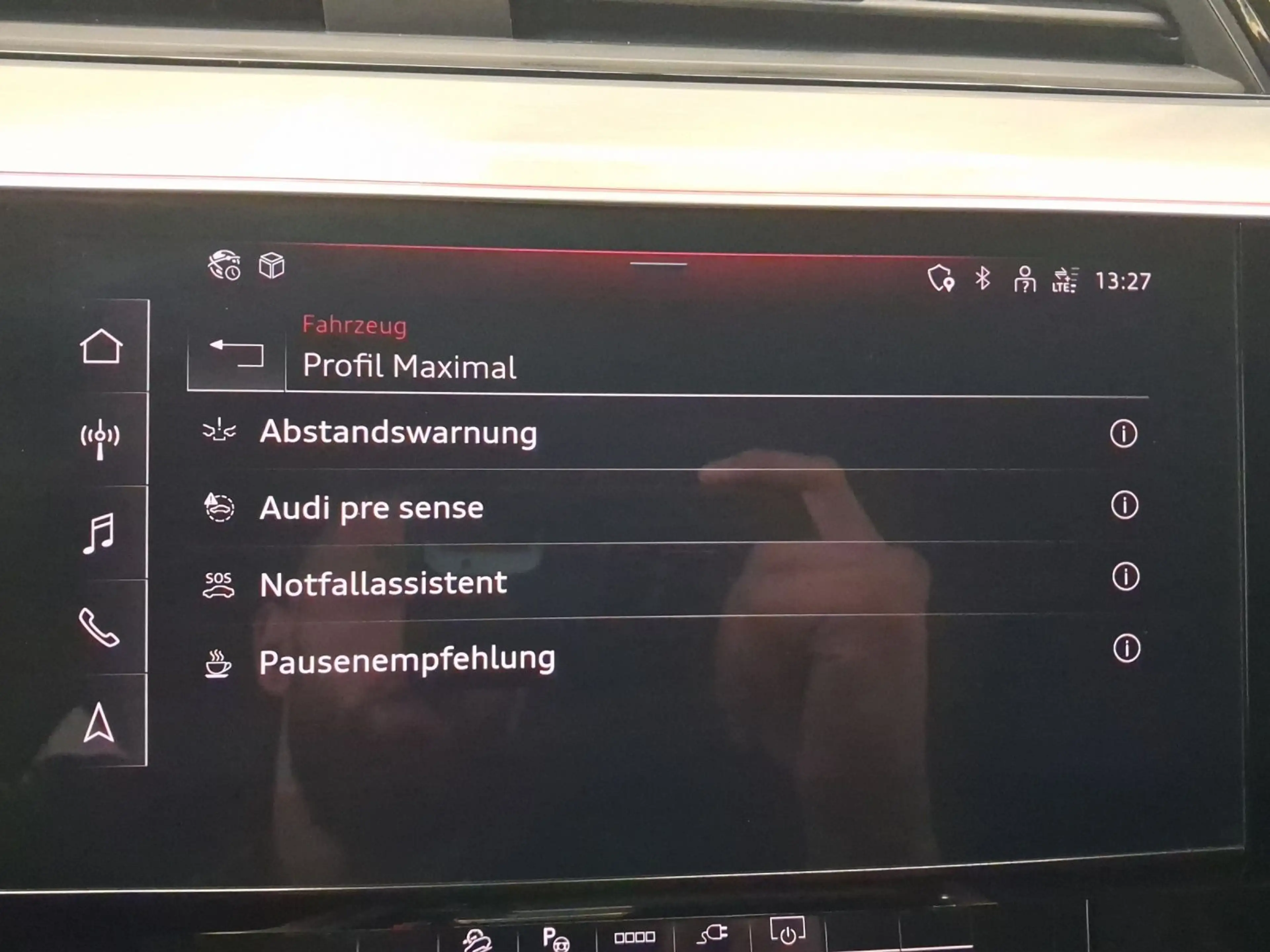 Audi Q8 e-tron 55 Q ADVANCED AHK STDHZG BuO OPS+ PDC+ — photo 12