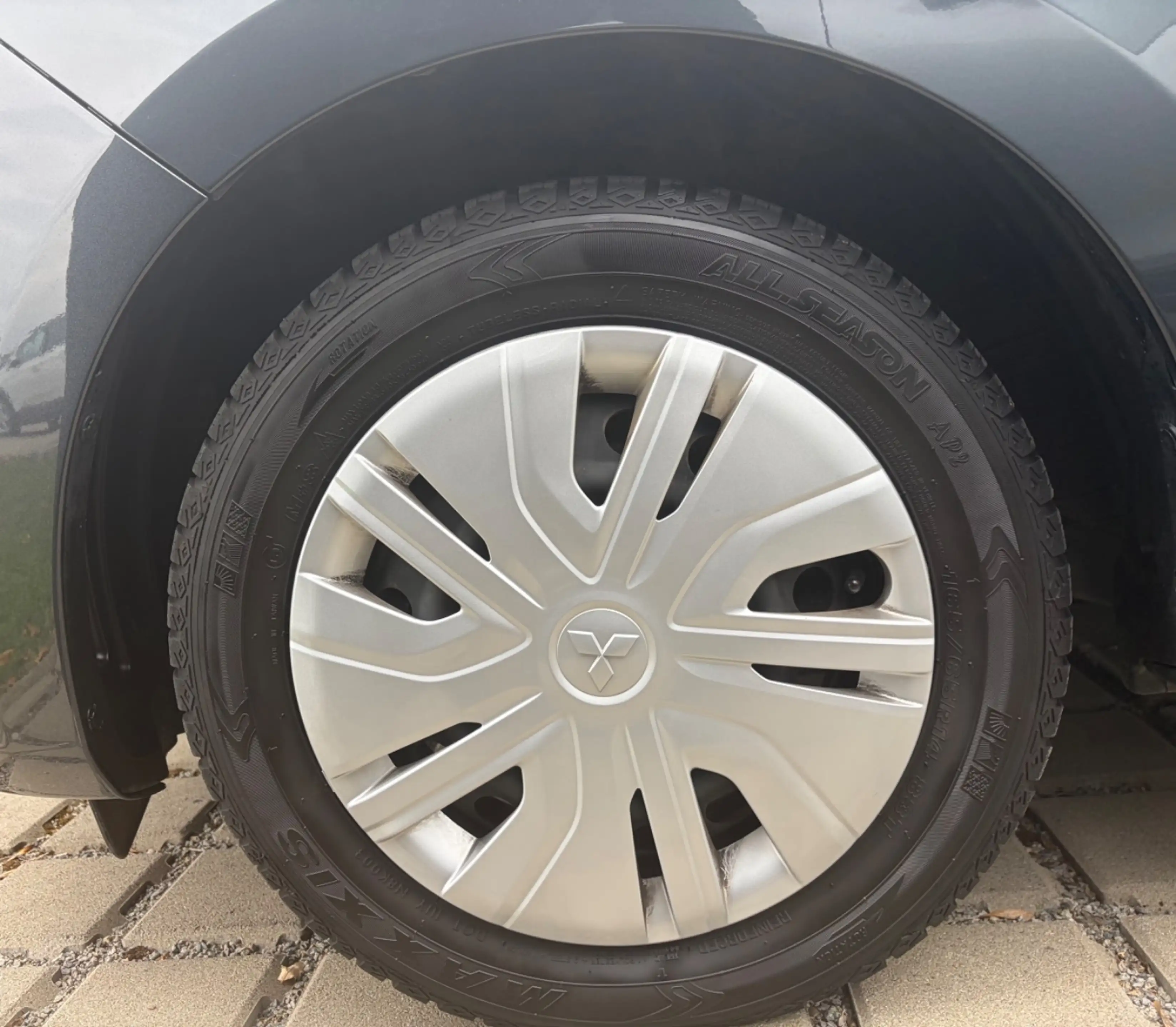 Mitsubishi Space Star 1.2 Select *KLIMAANLAGE*DAB*BLUETOOTH* — photo 9