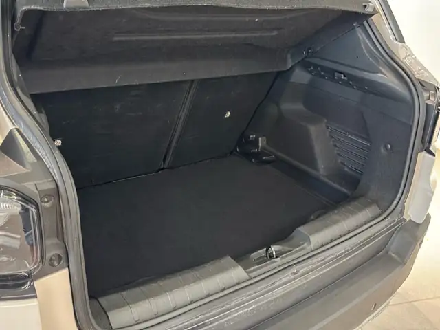 Jeep Avenger view 15