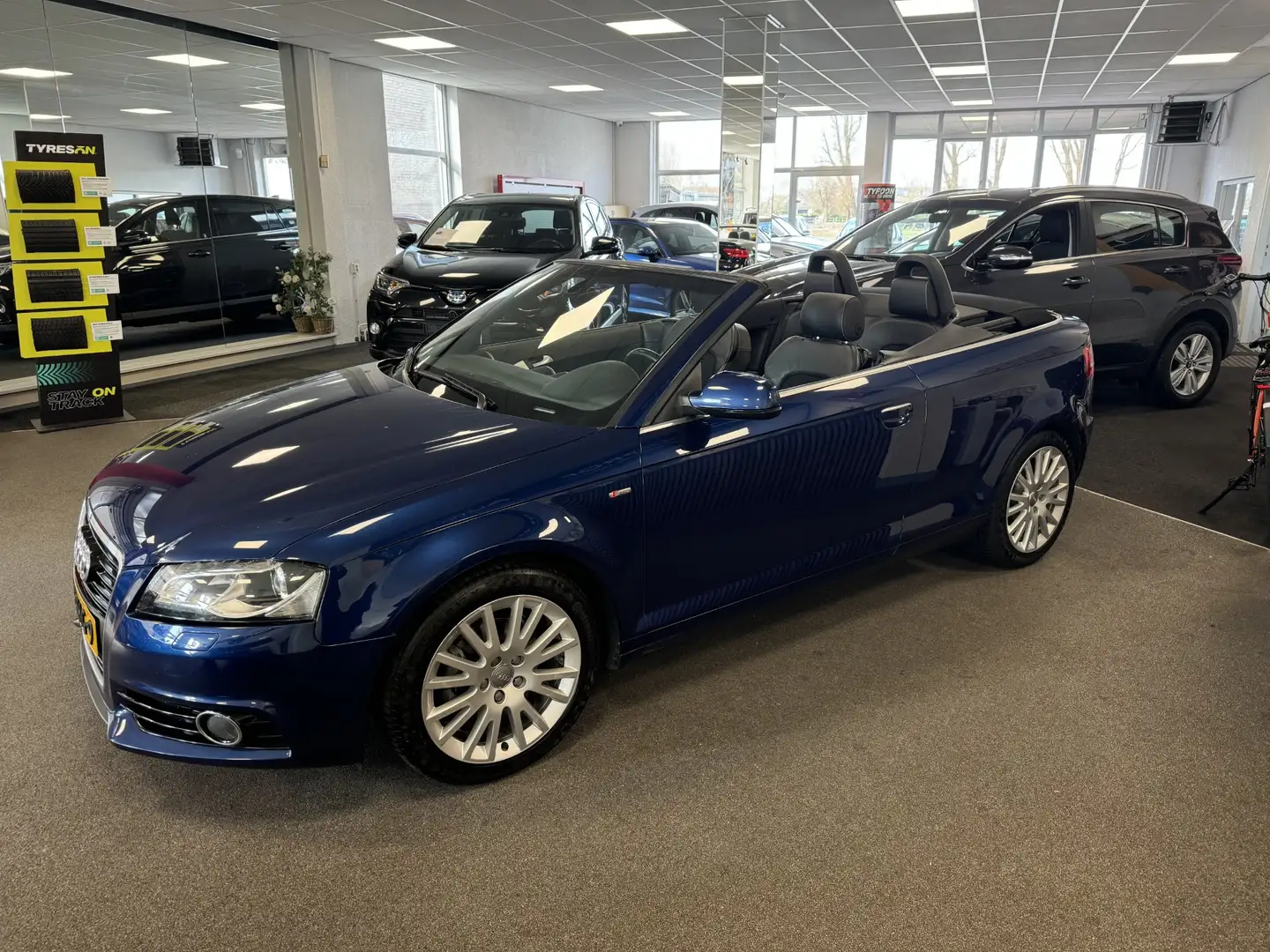 Audi A3 Cabriolet 1.4 TFSI Ambition Pro Line S Blauw - 1