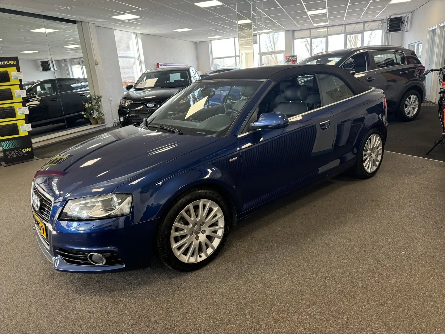 Audi A3 Cabriolet 1.4 TFSI Ambition Pro Line S Blauw - 2