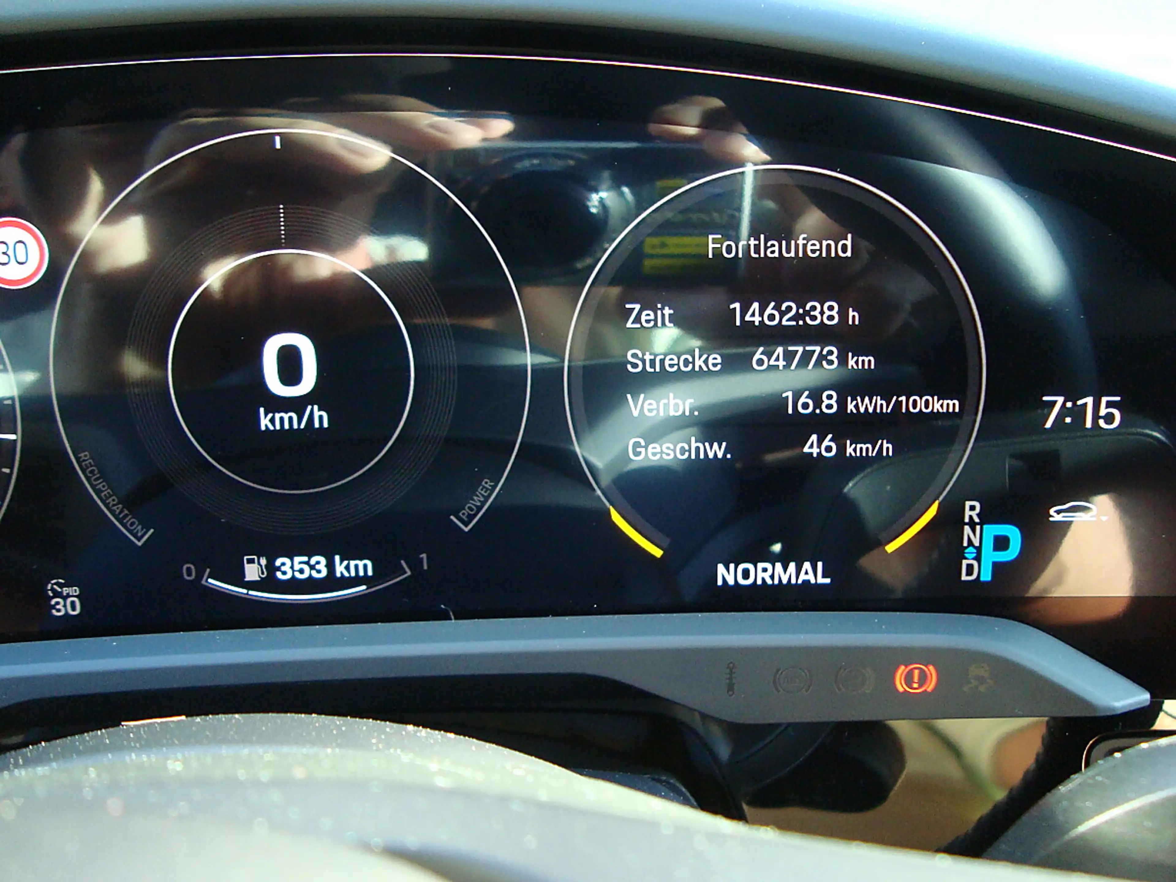 Porsche Taycan 4S Cross Turismo Exclusive Voll !! — photo 14
