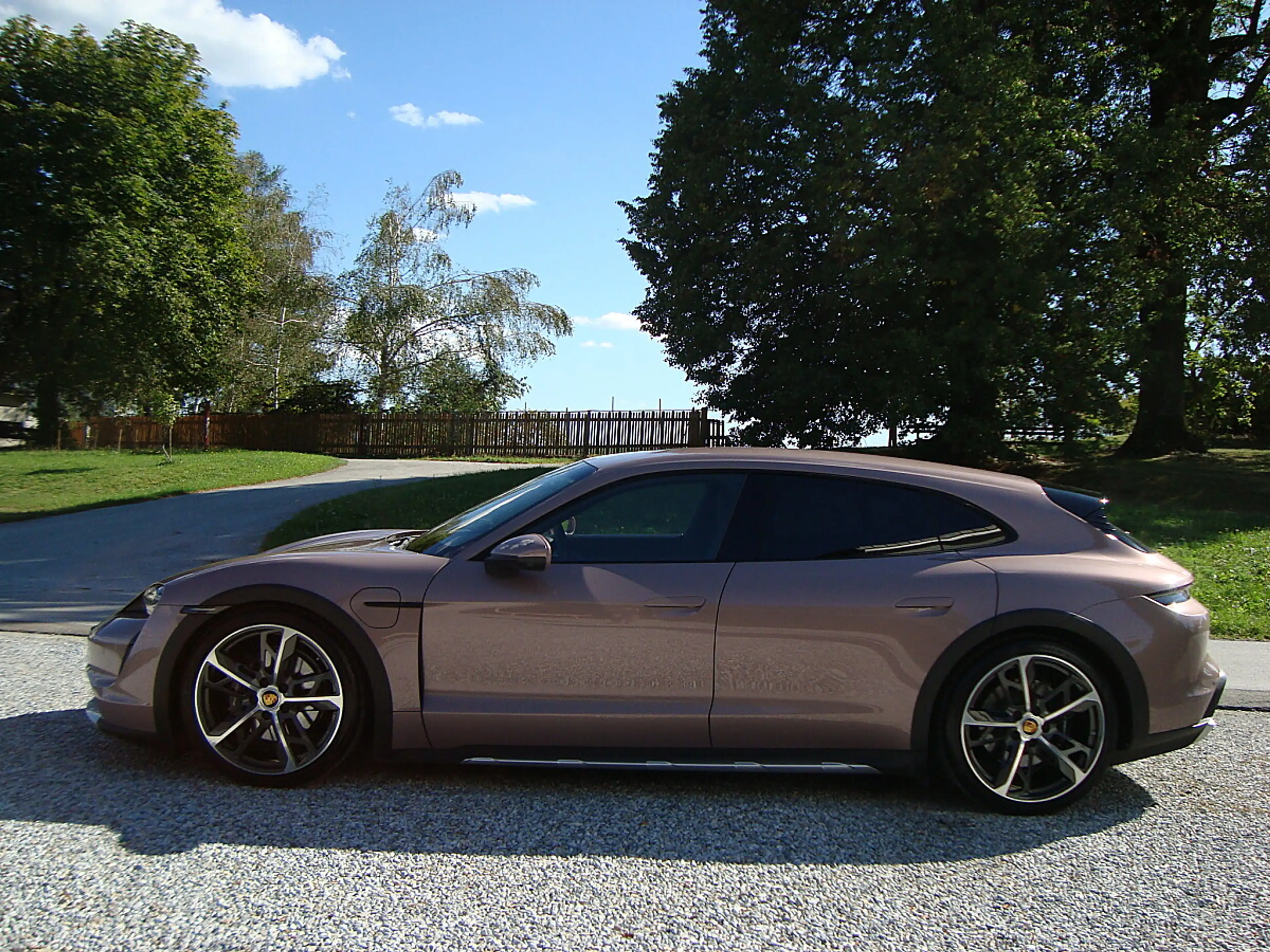 Porsche Taycan 4S Cross Turismo Exclusive Voll !! — photo 3