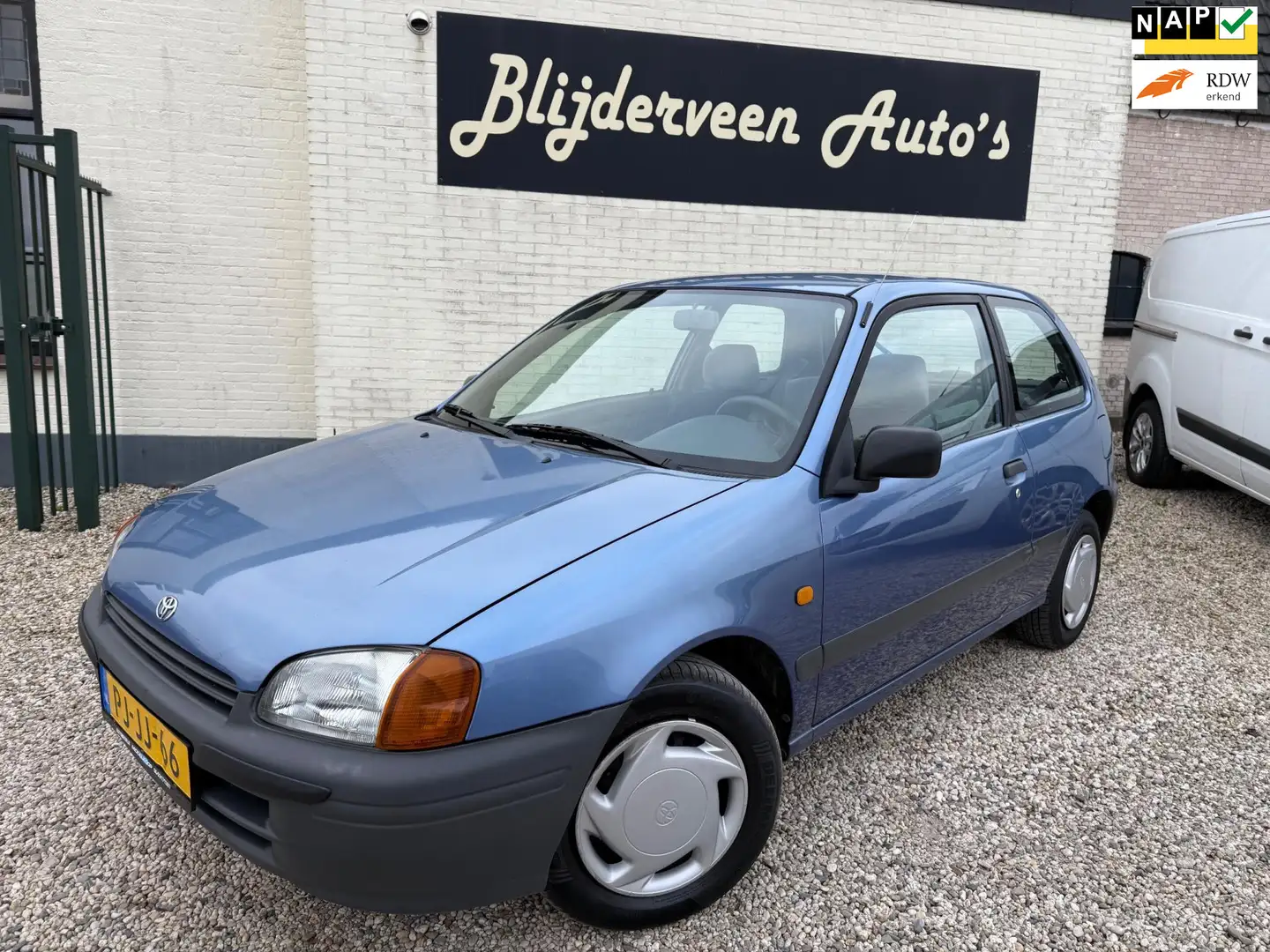 Toyota Starlet 1.3-16V XLi GTSi Automaat | Stuurbekrachtiging | A Albastru - 1