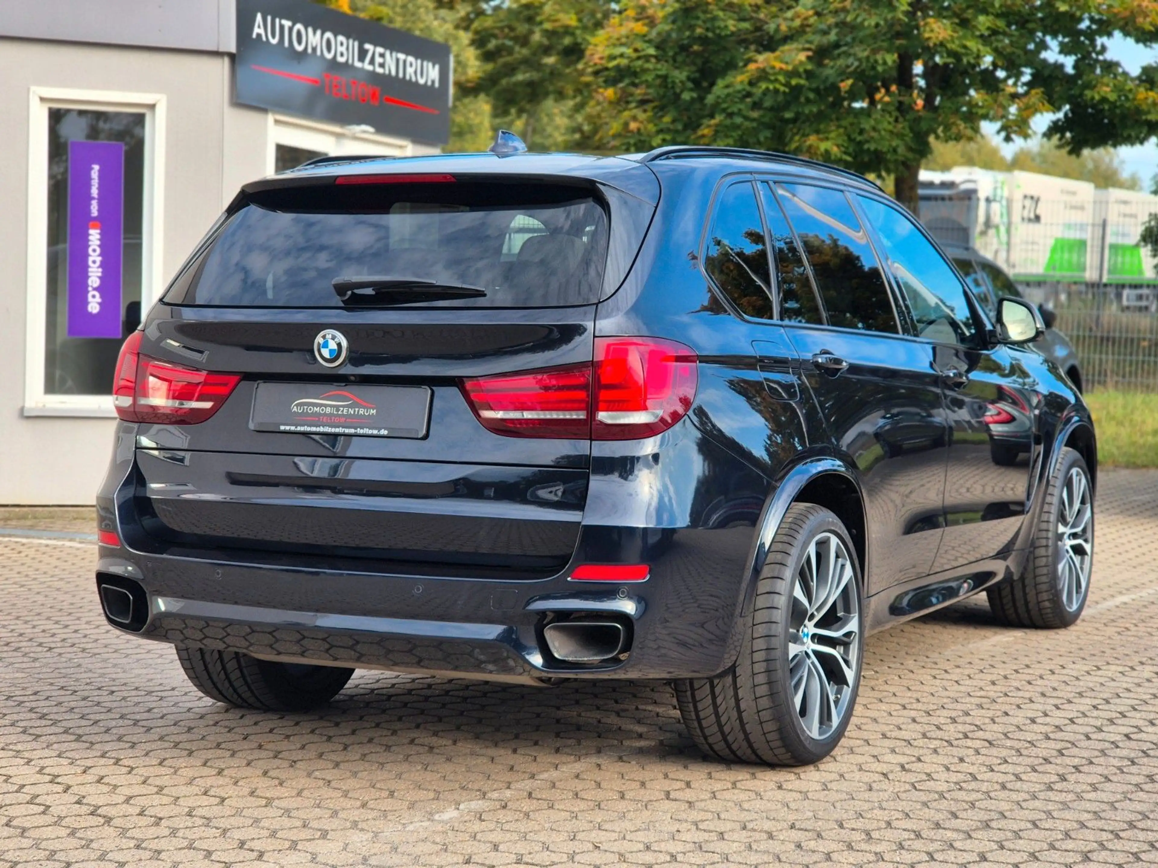 BMW X5 M50d Pano 360° 4 Zonen ACC Adaptives Fahrwerk — photo 11