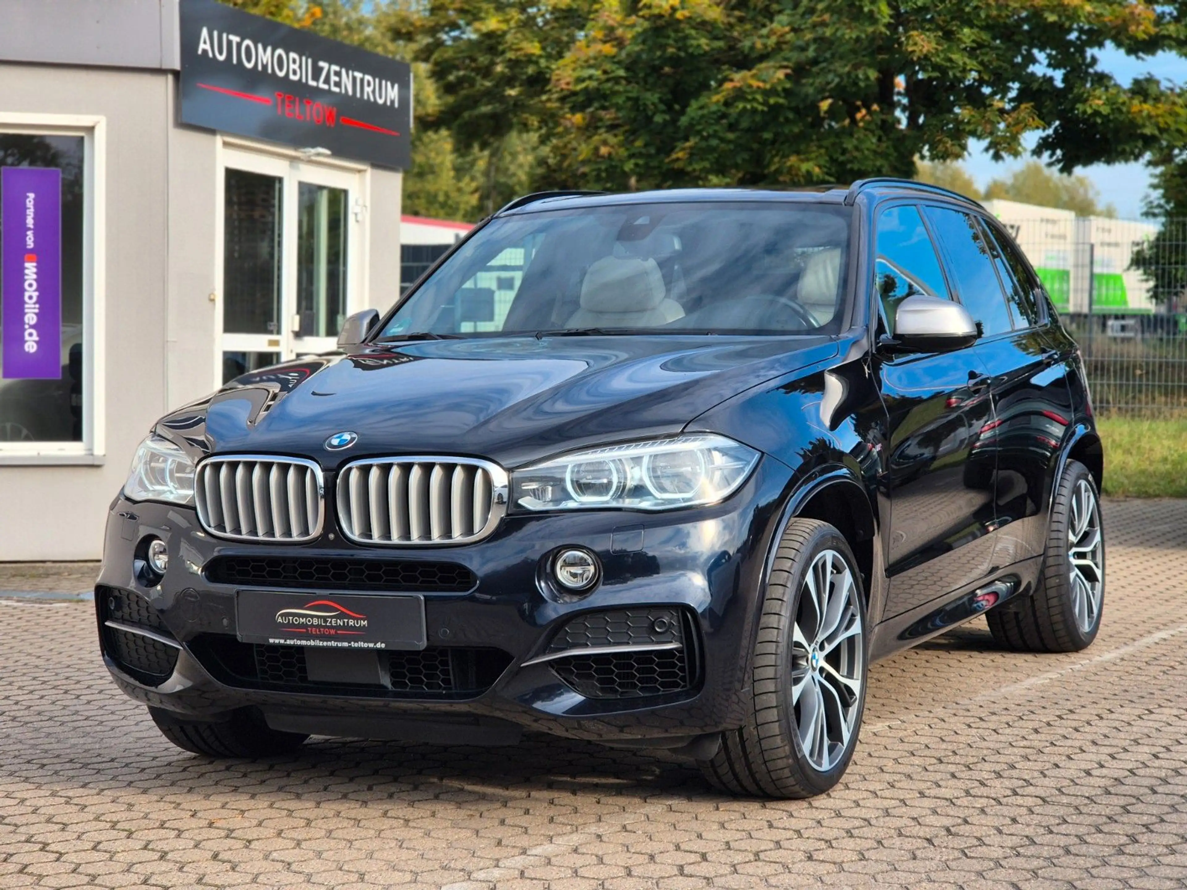BMW X5 M50d Pano 360° 4 Zonen ACC Adaptives Fahrwerk — photo 4