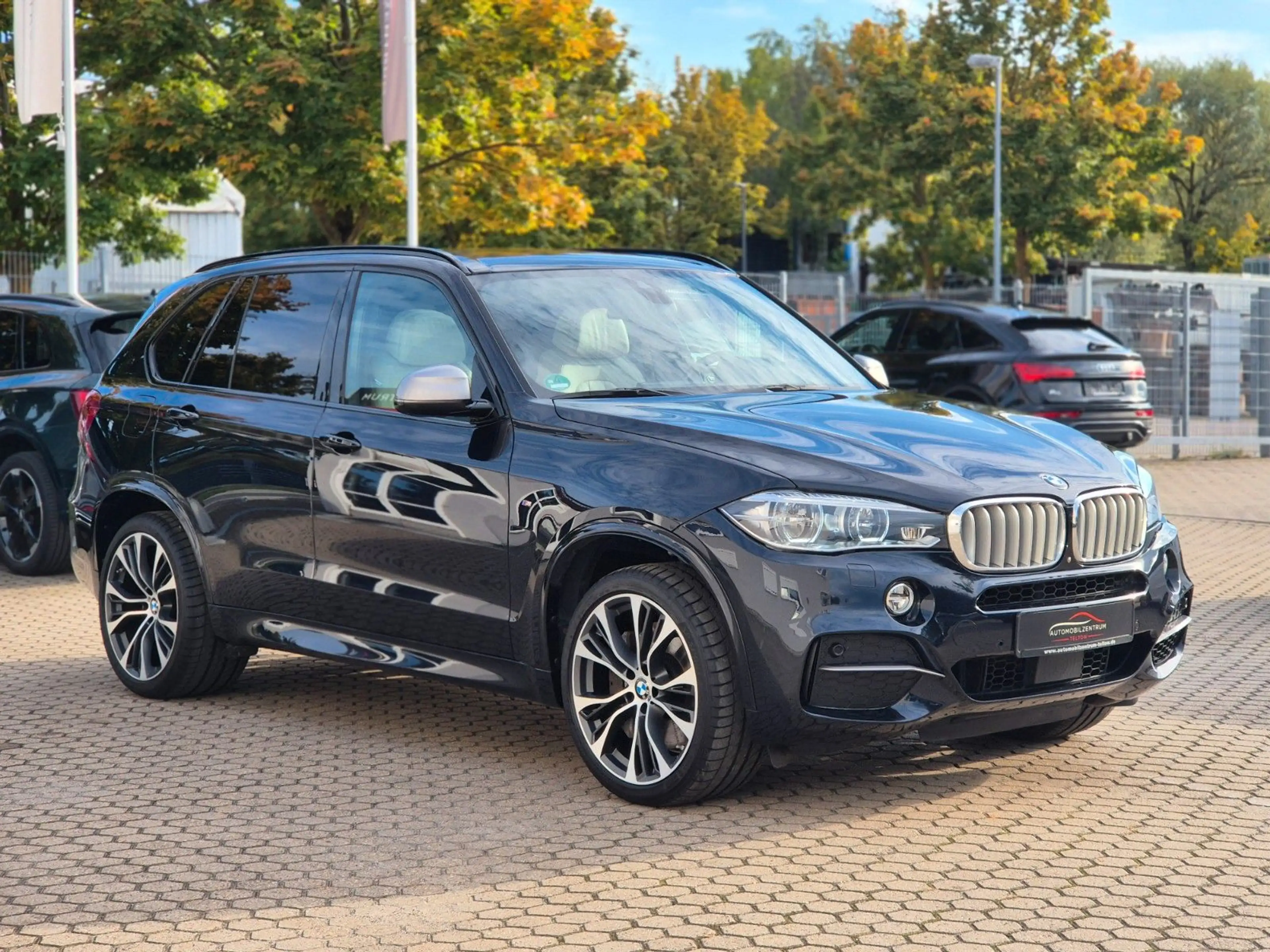 BMW X5 M50d Pano 360° 4 Zonen ACC Adaptives Fahrwerk — photo 7