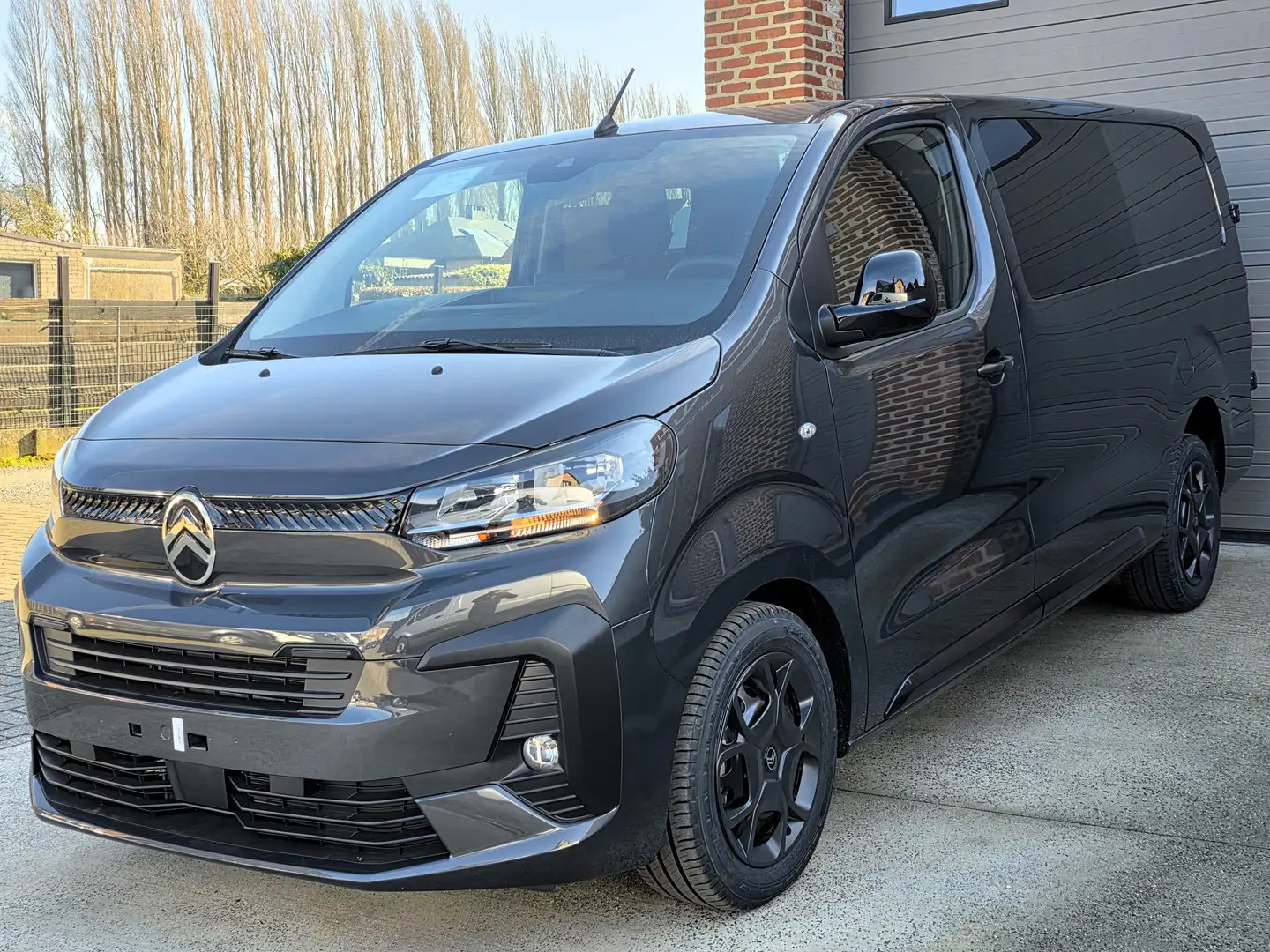 Citroen Jumpy XL Dub Cab 5Zits 32.990EX NIEUW 0KM 2025 - 177PK Gris - 2