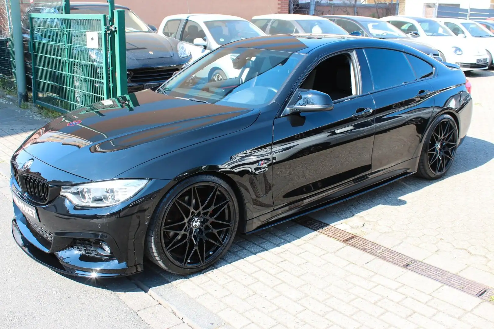 BMW 420 M-Performance/Head-Up/LED/Kamera Zwart - 1