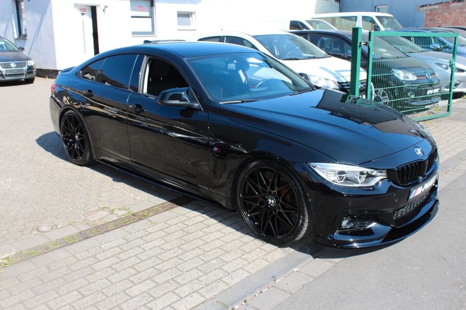BMW 420 M-Performance/Head-Up/LED/Kamera Zwart - 2