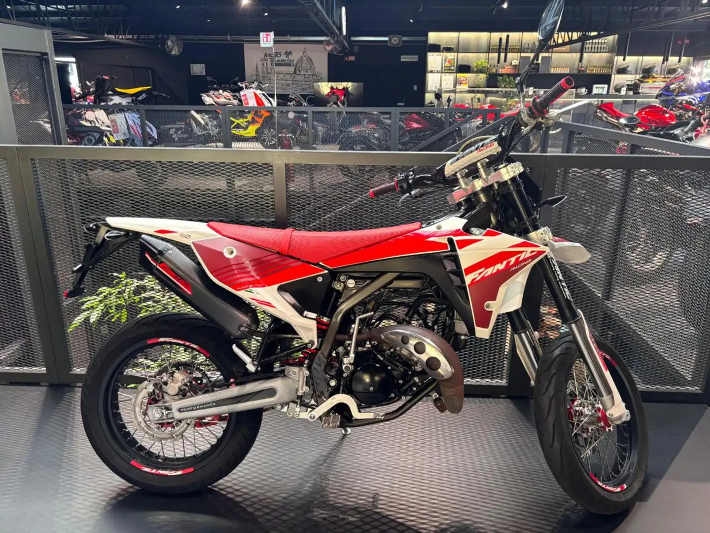 Fantic 50M performance Blanc - 1