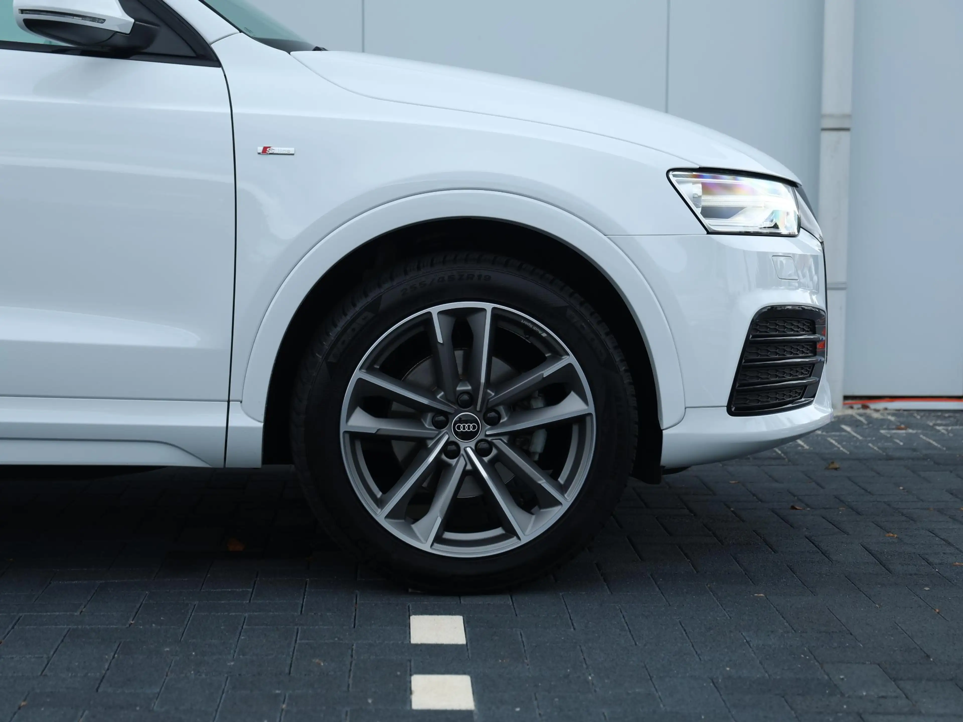 Audi Q3 1.4 TFSI CoD Adrenalin | Automaat | Navi | 19'' ve — photo 15