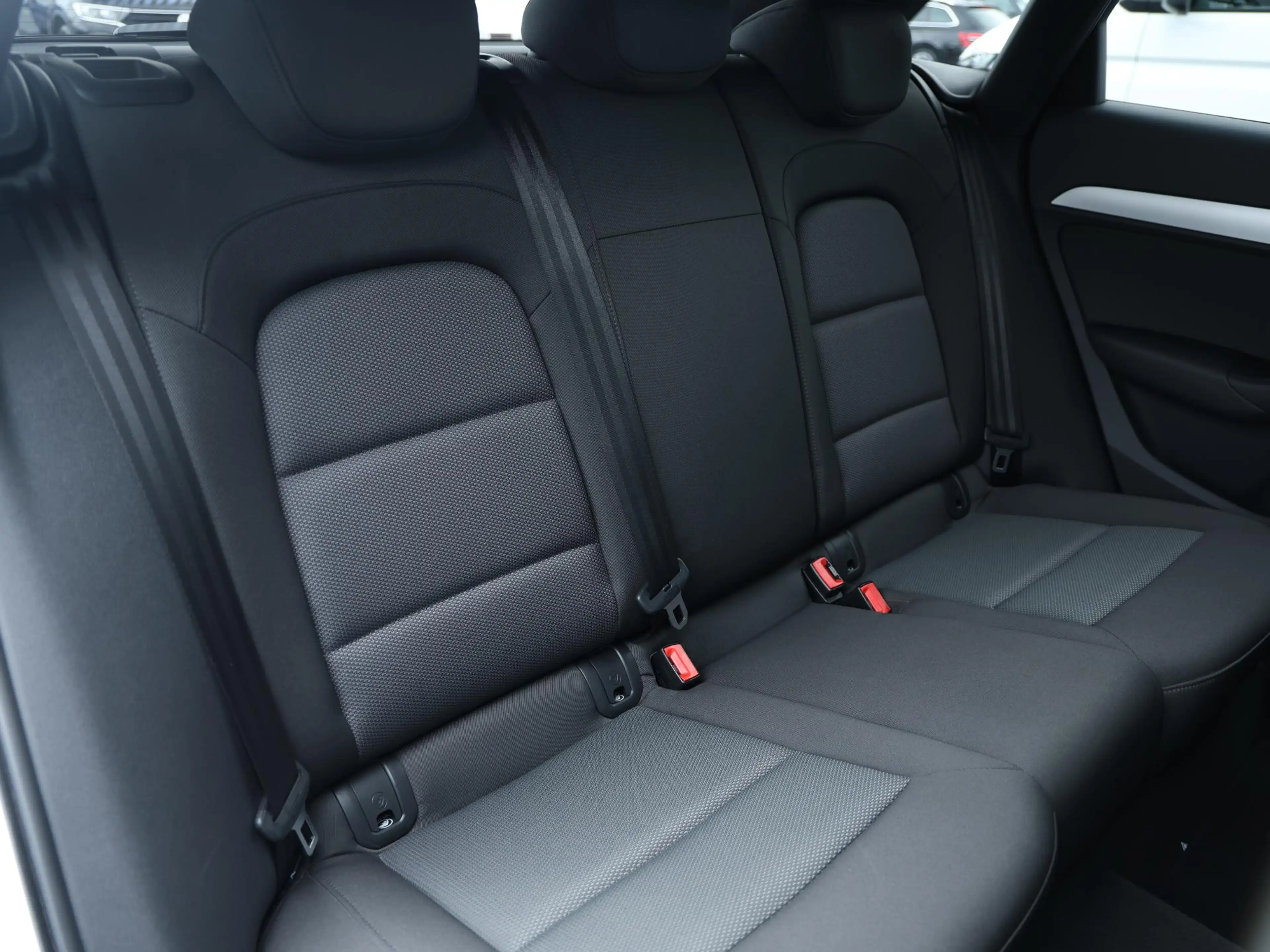 Audi Q3 1.4 TFSI CoD Adrenalin | Automaat | Navi | 19'' ve — photo 9