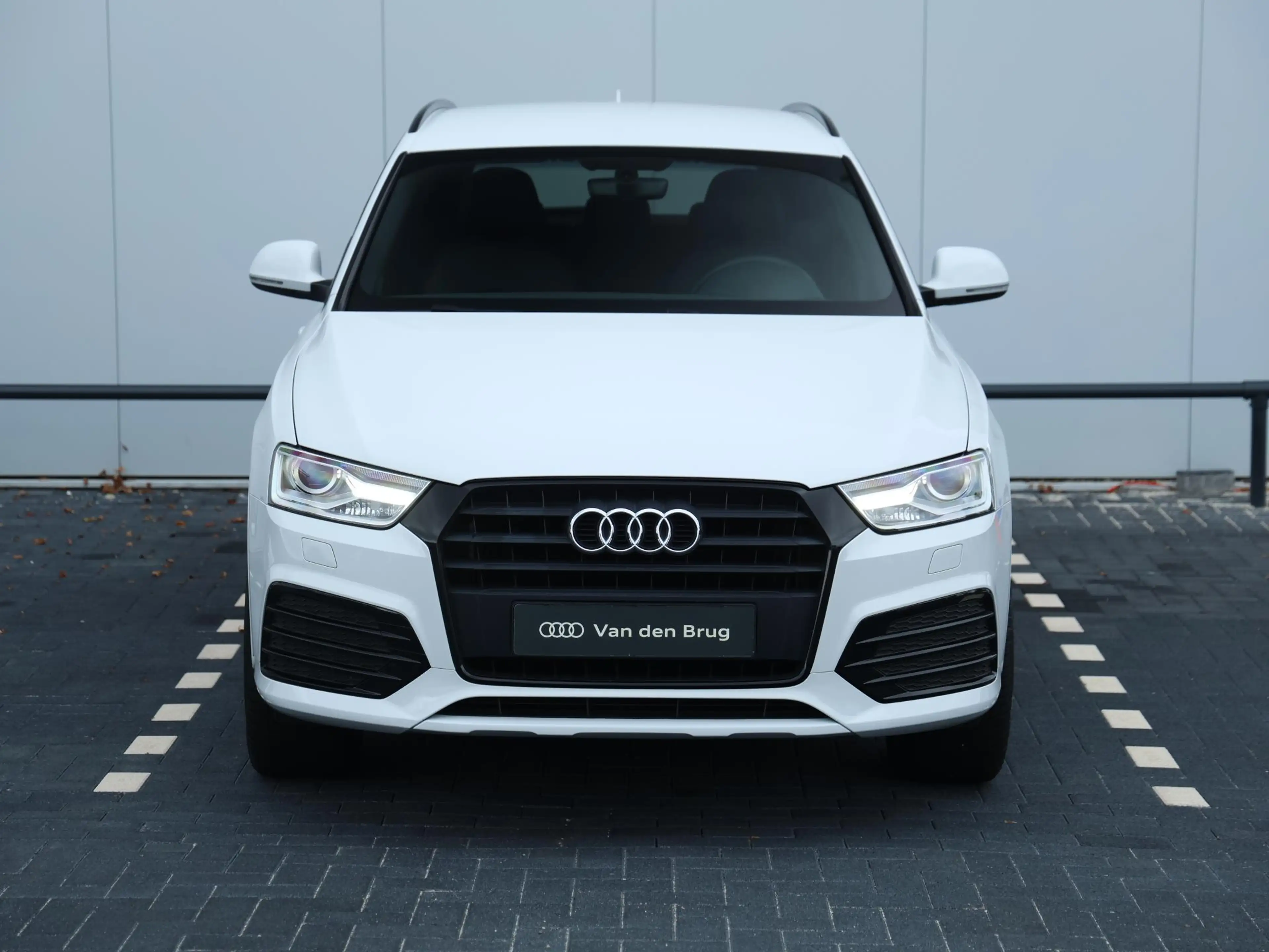 Audi Q3 1.4 TFSI CoD Adrenalin | Automaat | Navi | 19'' ve — photo 4