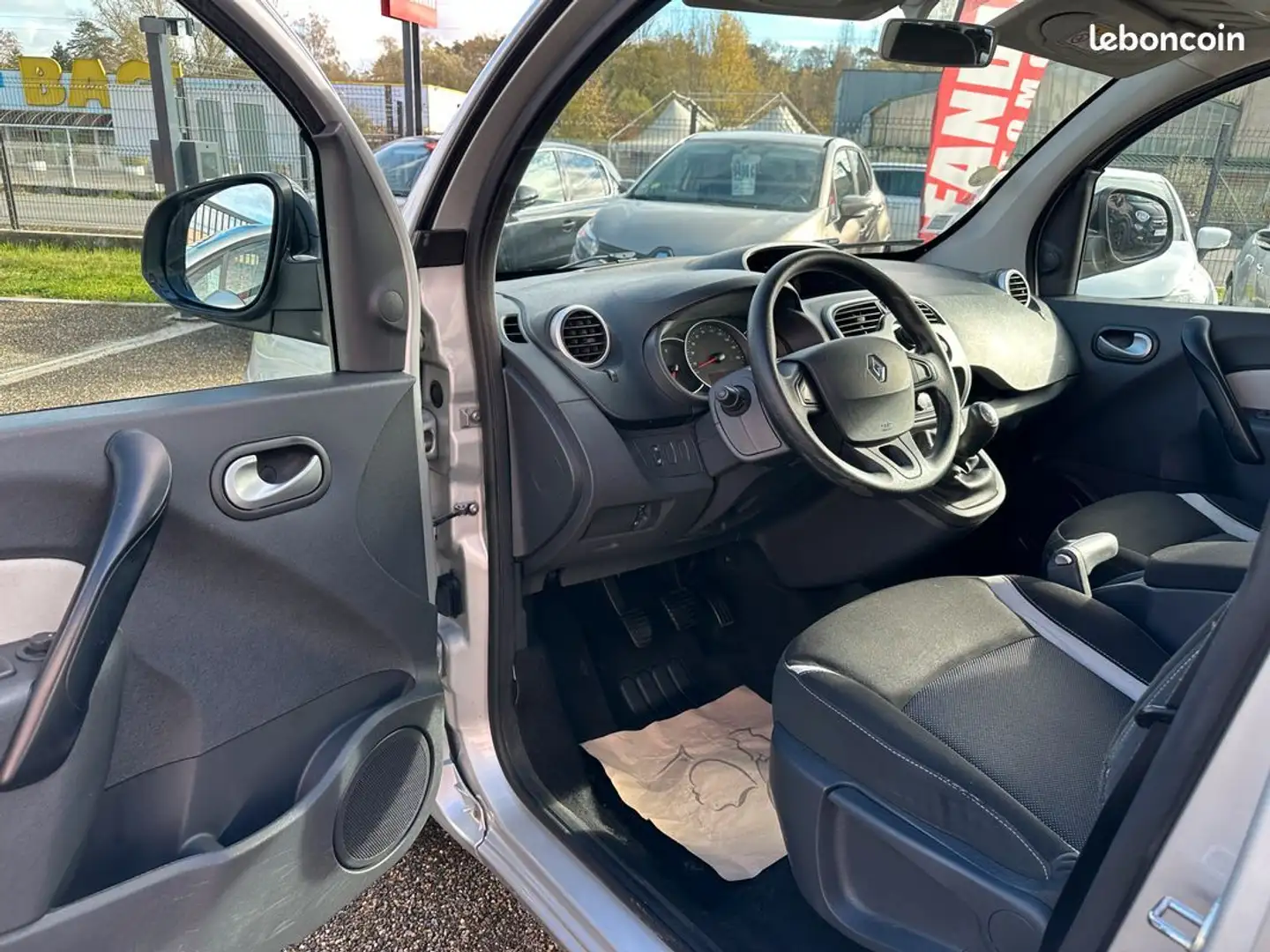 Renault Kangoo 1.5 Dci 90Ch Expression Euro5 Grau - 2