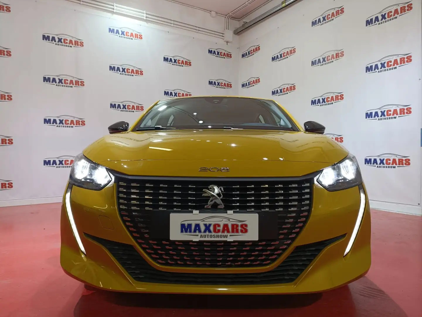 Peugeot 208 1.2 puretech Allure Giallo - 1