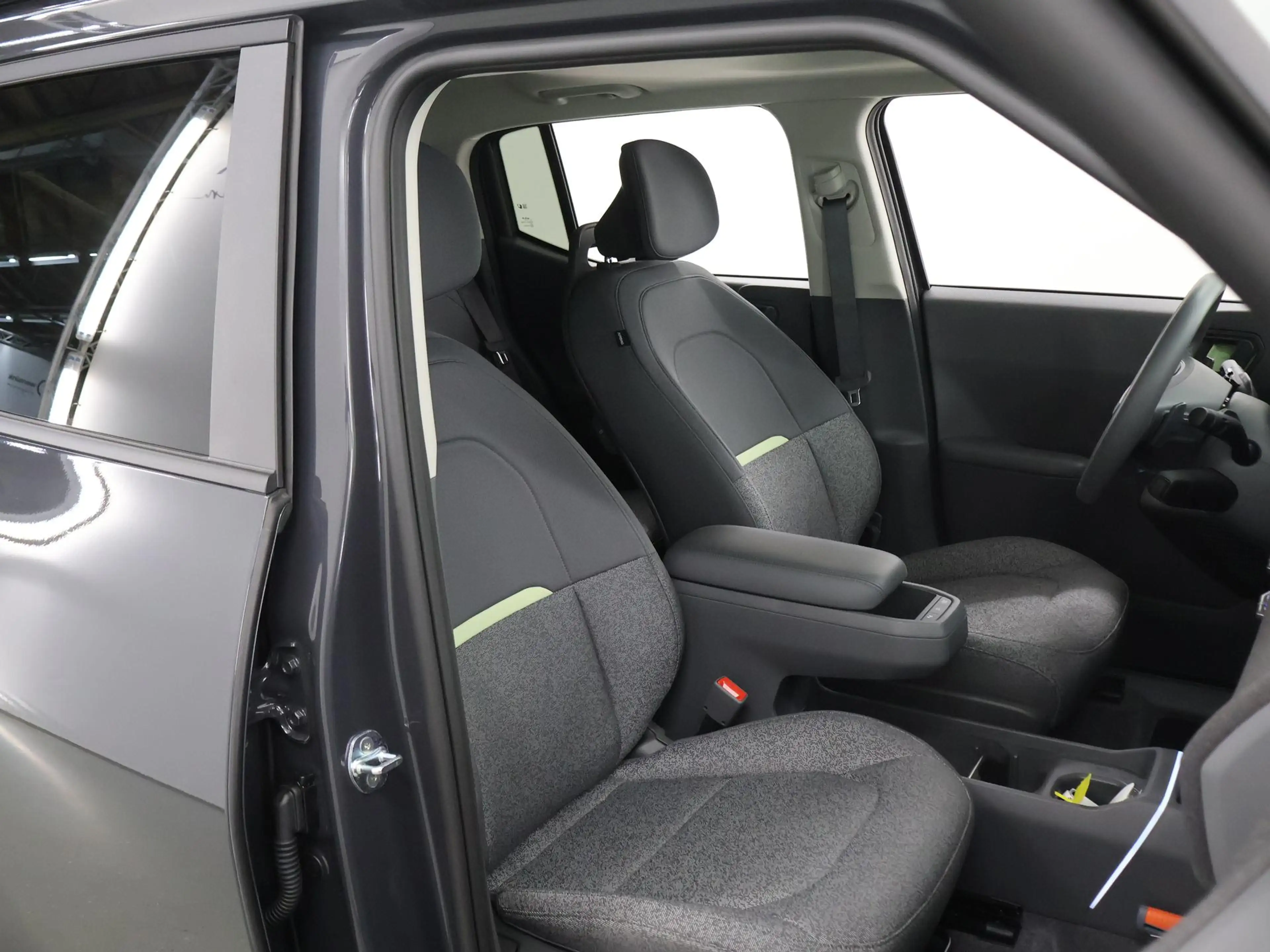 Kia EV2 Plus Advanced 42.2 kWh | Glazen schuif-/kanteldak — photo 10