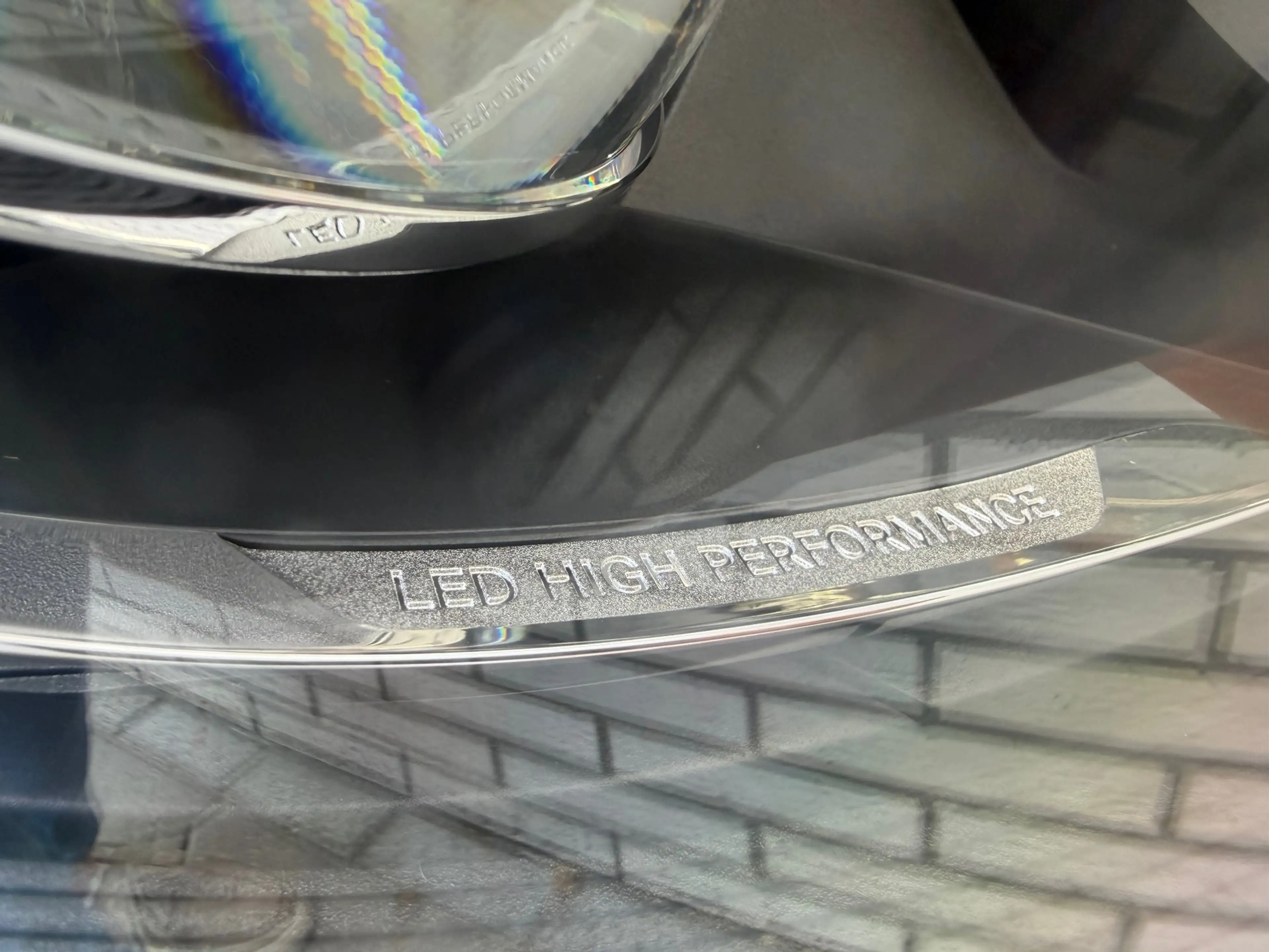 Mercedes-Benz E 200 Estate Premium, Luchtvering, Trekhaak, 4 seizoenen — photo 33