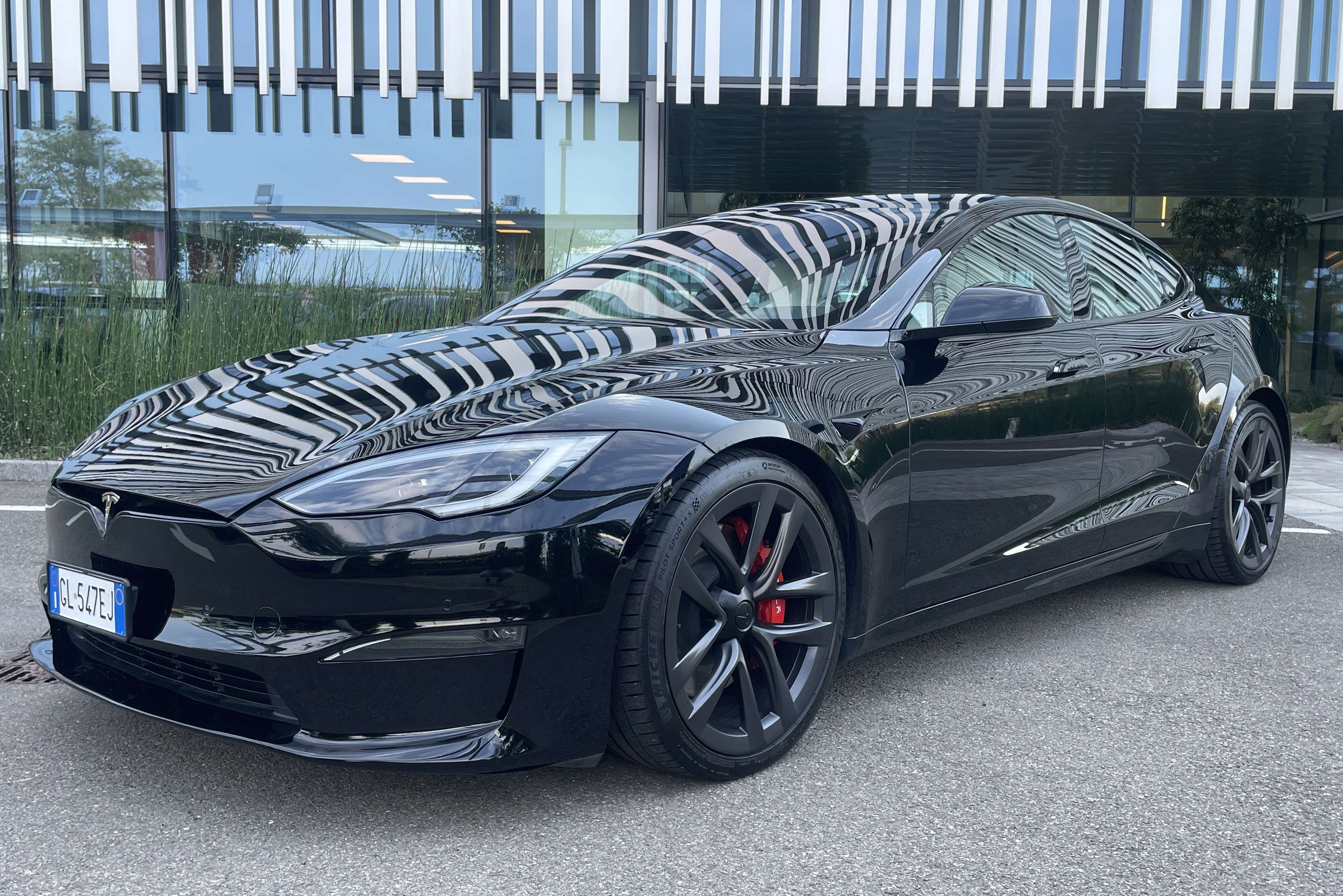 Tesla Model S