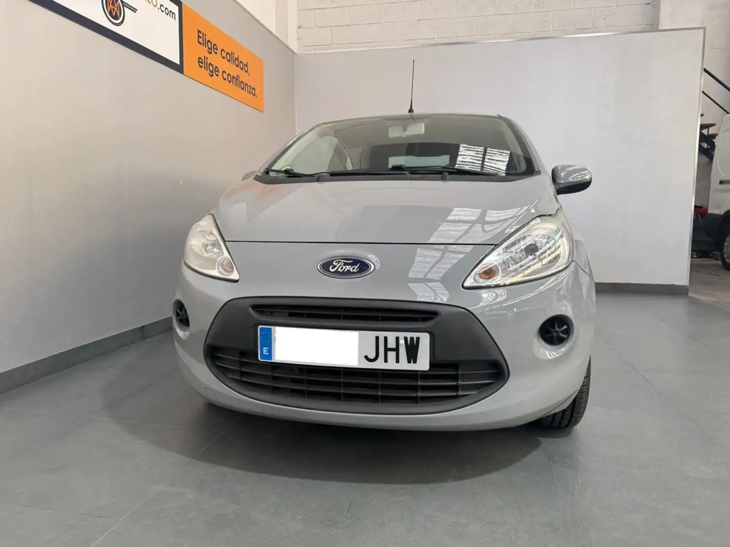 Ford Ka/Ka+ Urban 1.2 Duratec Auto-Start-Stop Gris - 2