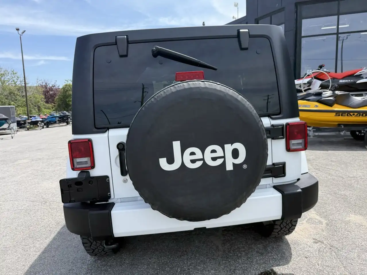 Jeep Wrangler снимка Jeep Wrangler