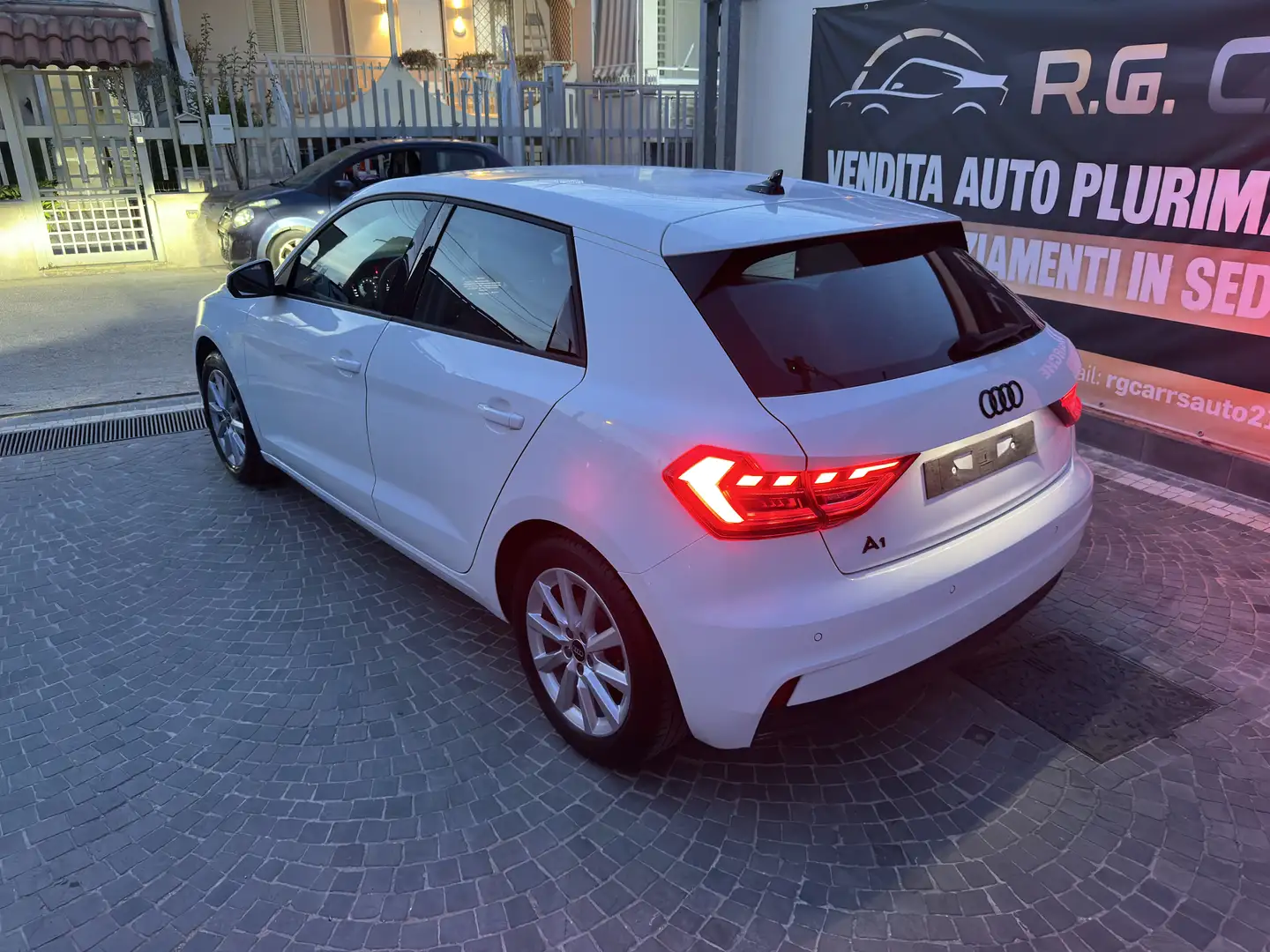 Audi A1 Sportback 25 1.0 tfsi - 2