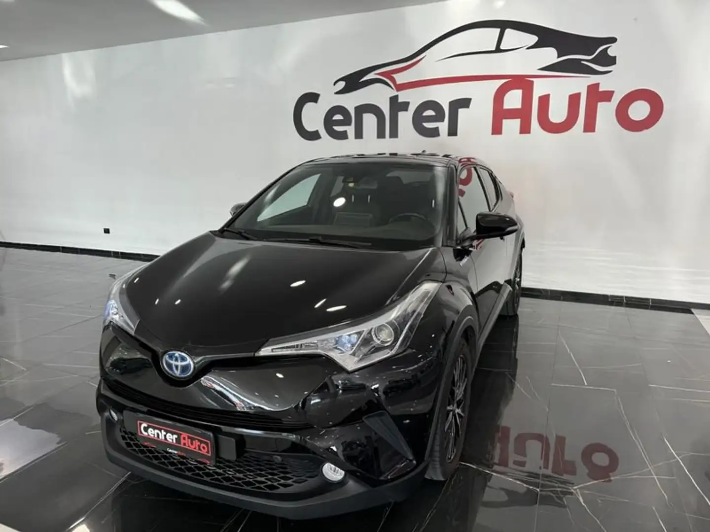 Toyota C-HR 1.8 Hybrid CVT Business - 2