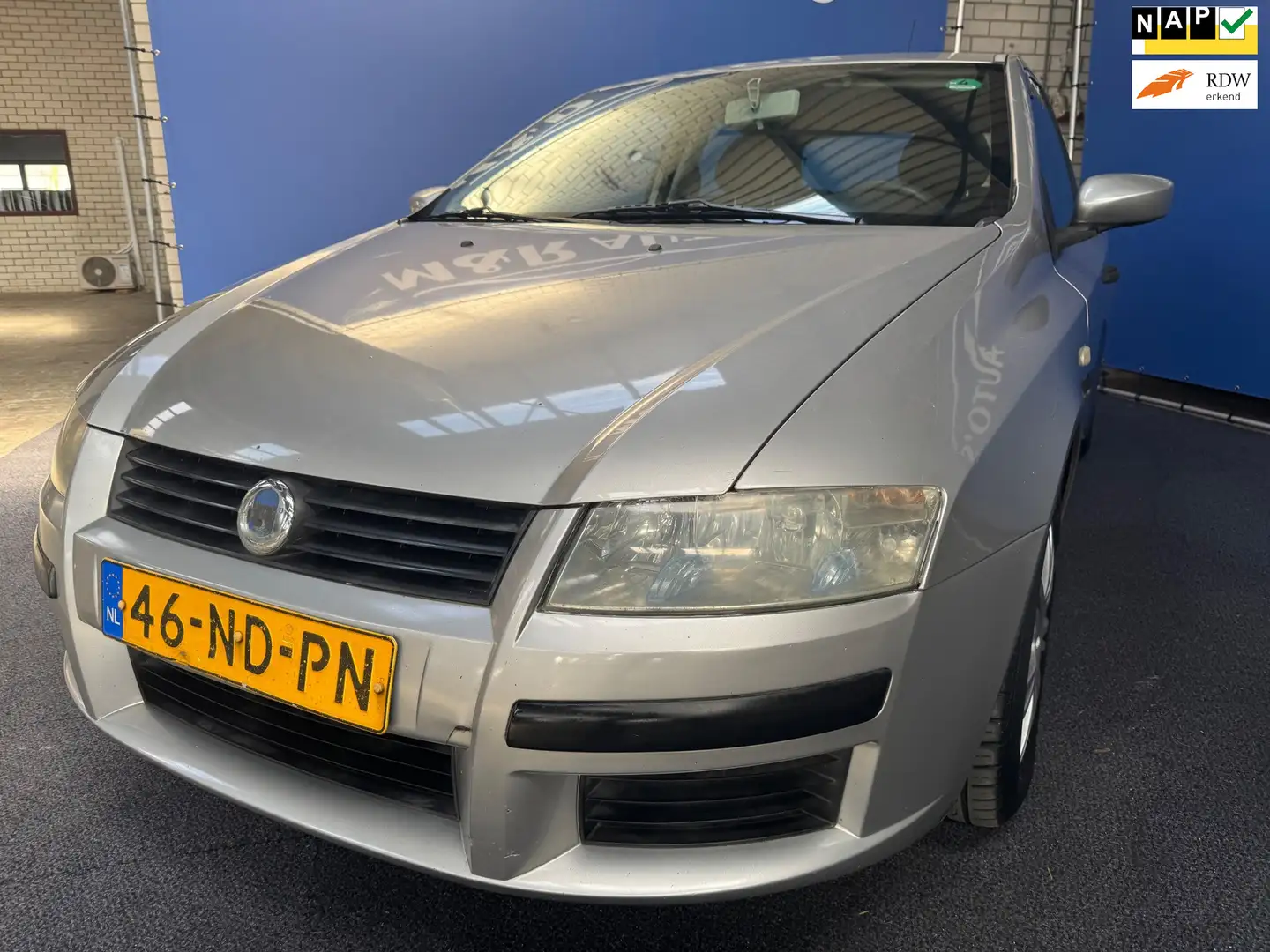 Fiat Stilo 1.2-16V Active Nieuwe APK Grau - 1