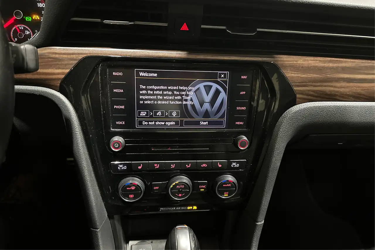 Volkswagen Passat снимка Volkswagen Passat