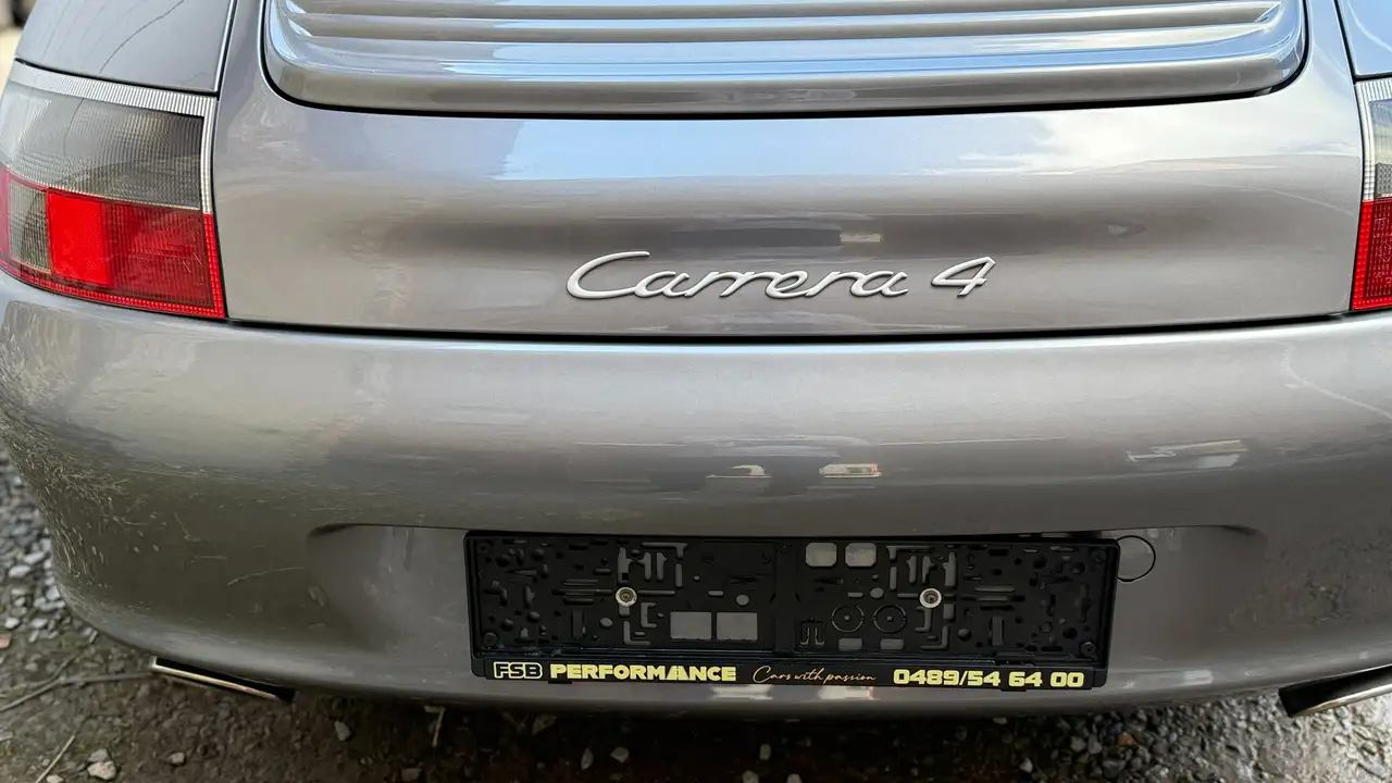 Porsche 996 carrera 4, foto 1