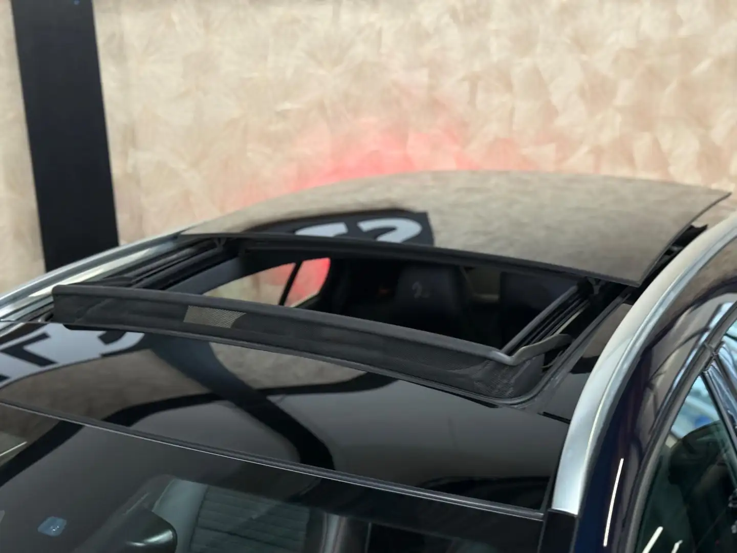 Mercedes-Benz GLA 180 Business Solution AMG | Pano | Camera | Sfeerverli Bleu - 2