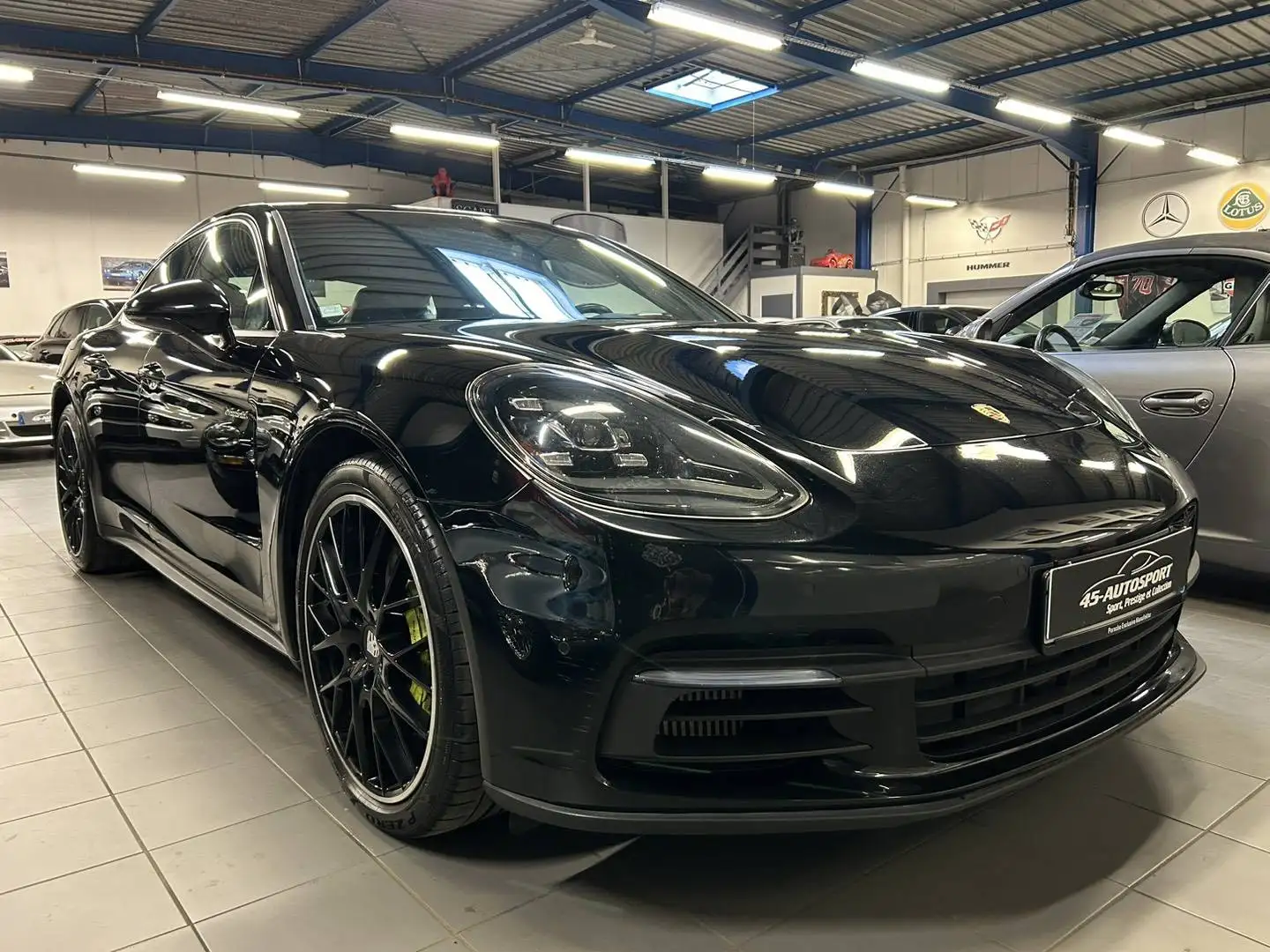Porsche Panamera 4 E-Hybrid 2.9 V6 462 CH Schwarz - 1
