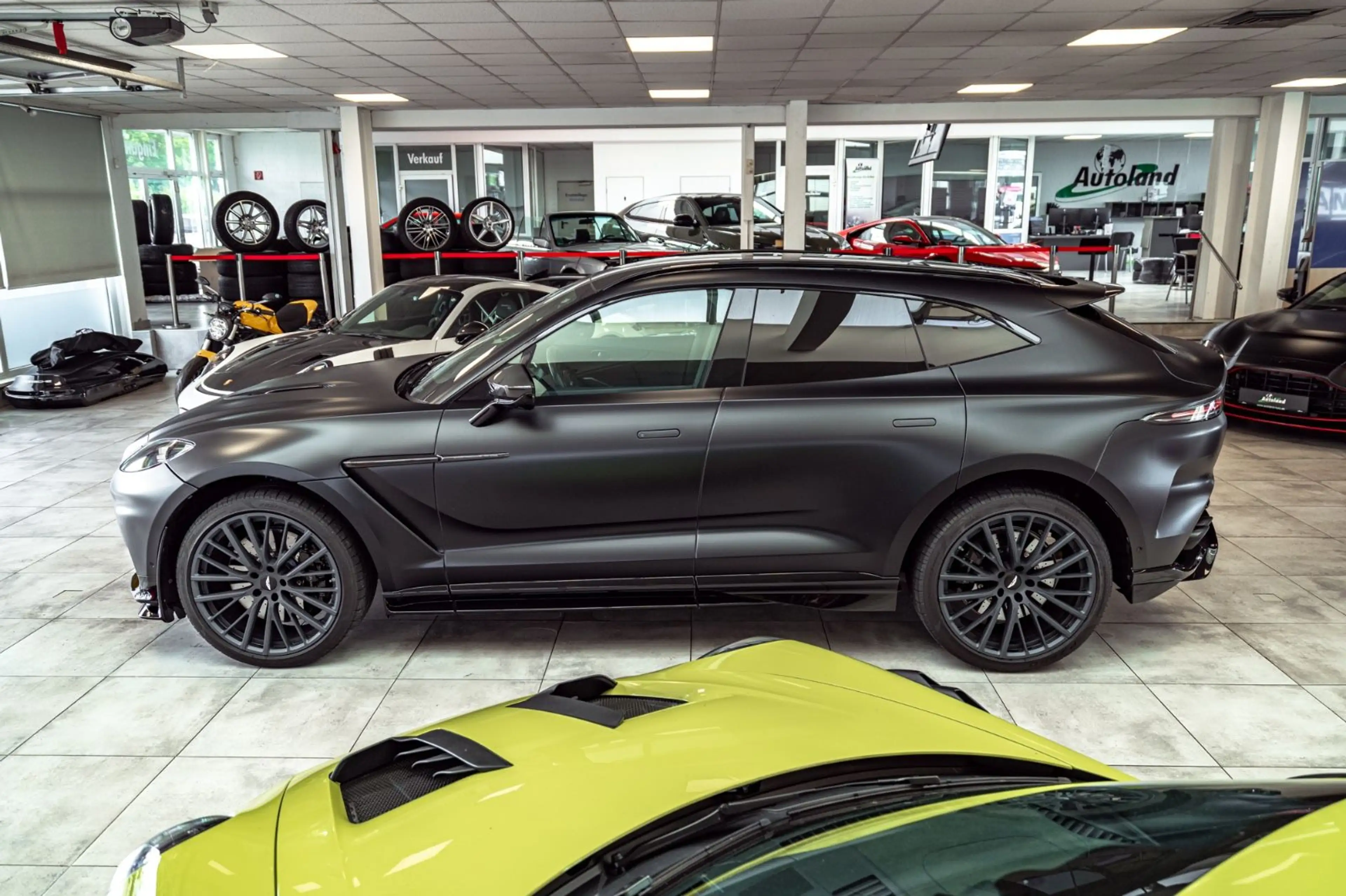 Aston Martin DBX 707*Satinblack*Carbon Ext&Int*ASTON WARRENTY — photo 4