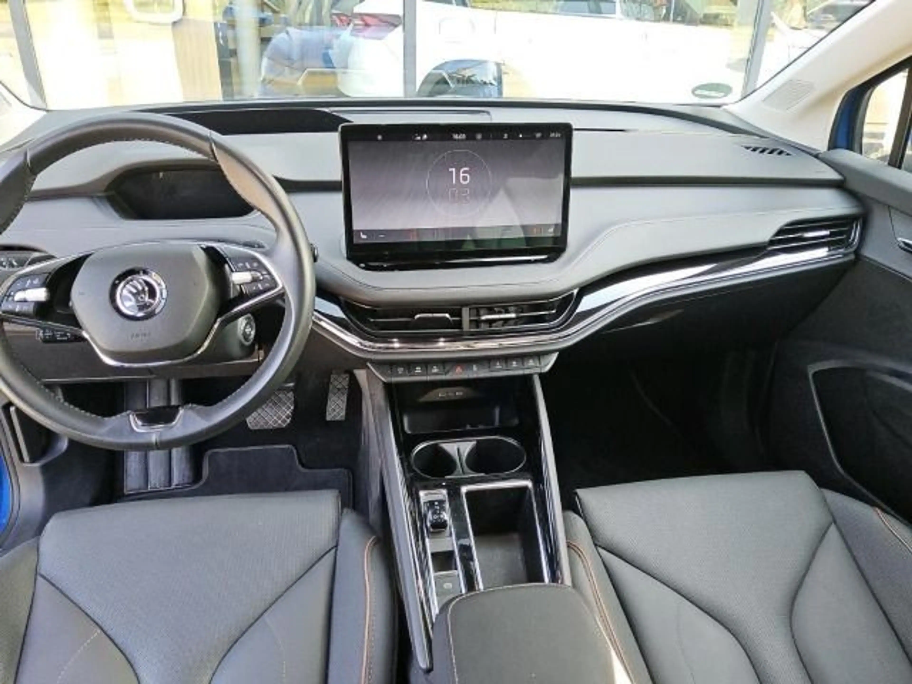 Skoda Enyaq iV 80 Suite HeadUp/Matrix/ACC — photo 6