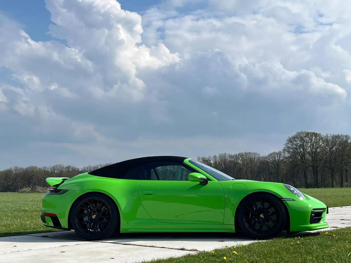 Porsche 992 992 cabrio 3.0 Carrera 4S PCCB Burm. PPF NAP NL-au Groen - 2
