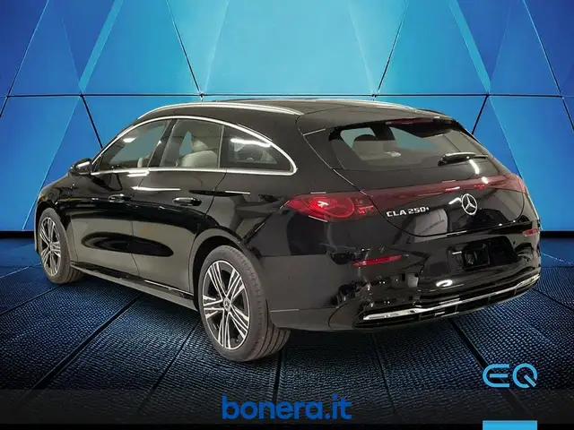 Mercedes-Benz Cla view 7