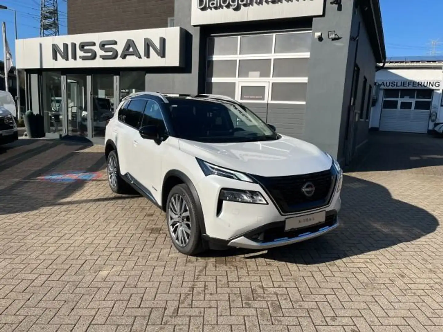 Nissan X-Trail 1.5 VC-T e-Power Tekna+ e-4ORCE 4x4 Weiß - 2
