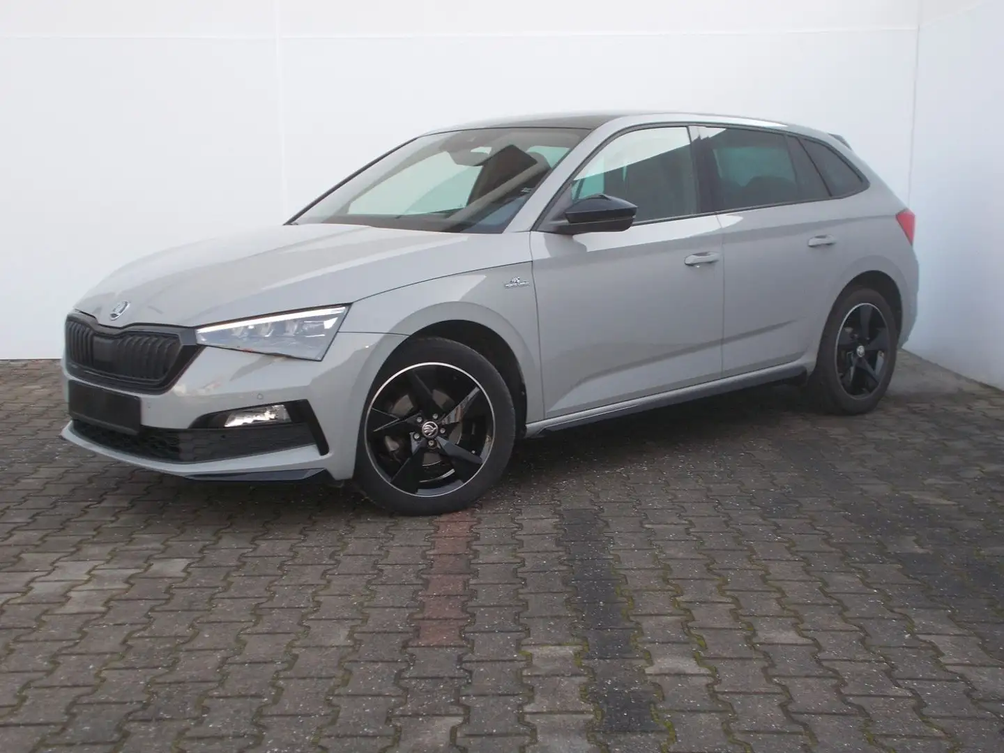 Skoda Scala 1.0 TSI Monte Carlo mit vielen Extras !!! Grau - 2