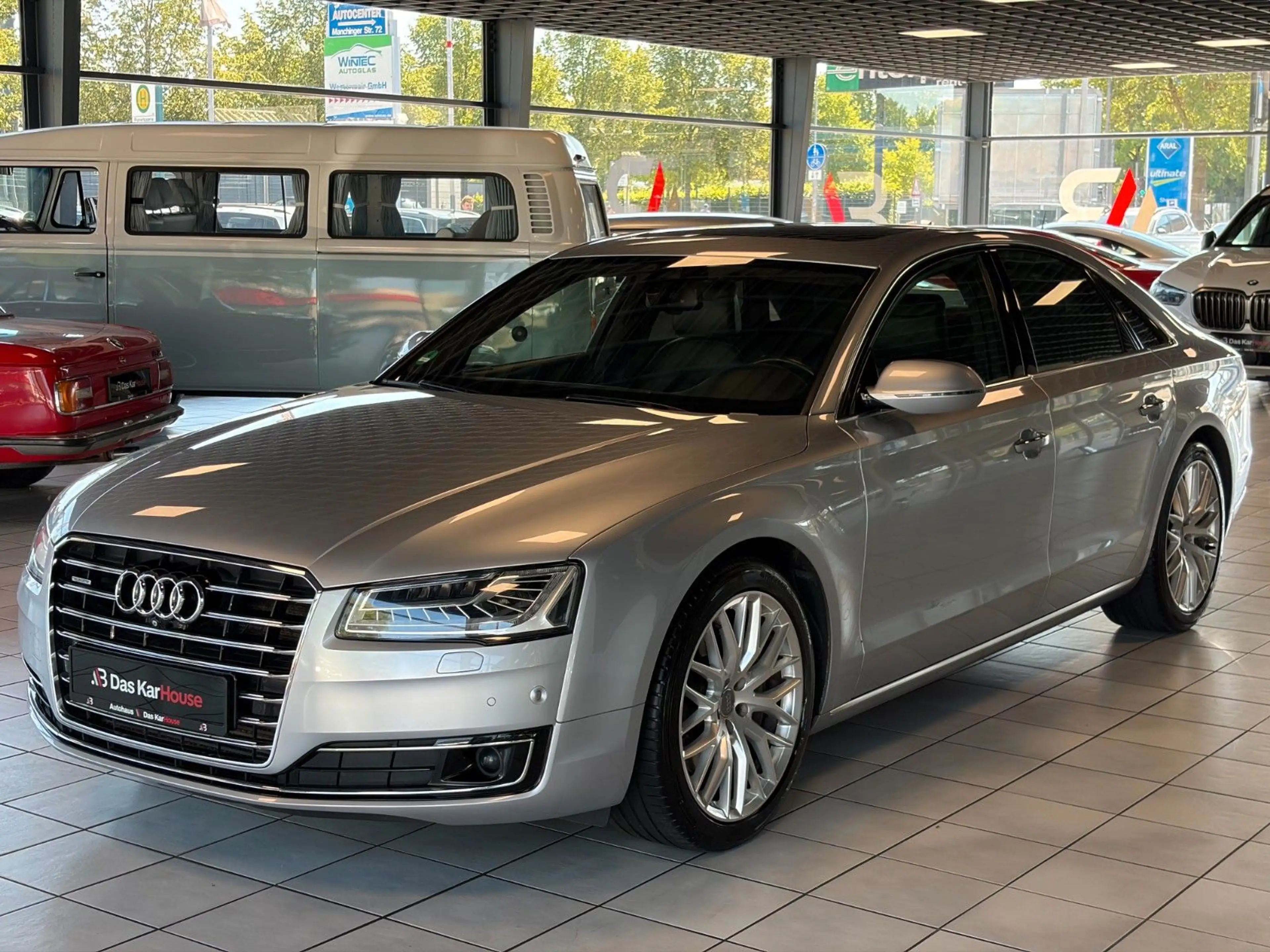 Audi A8 3.0 TDI quattro · Massage · ACC ·Matrix· Pano — photo 8