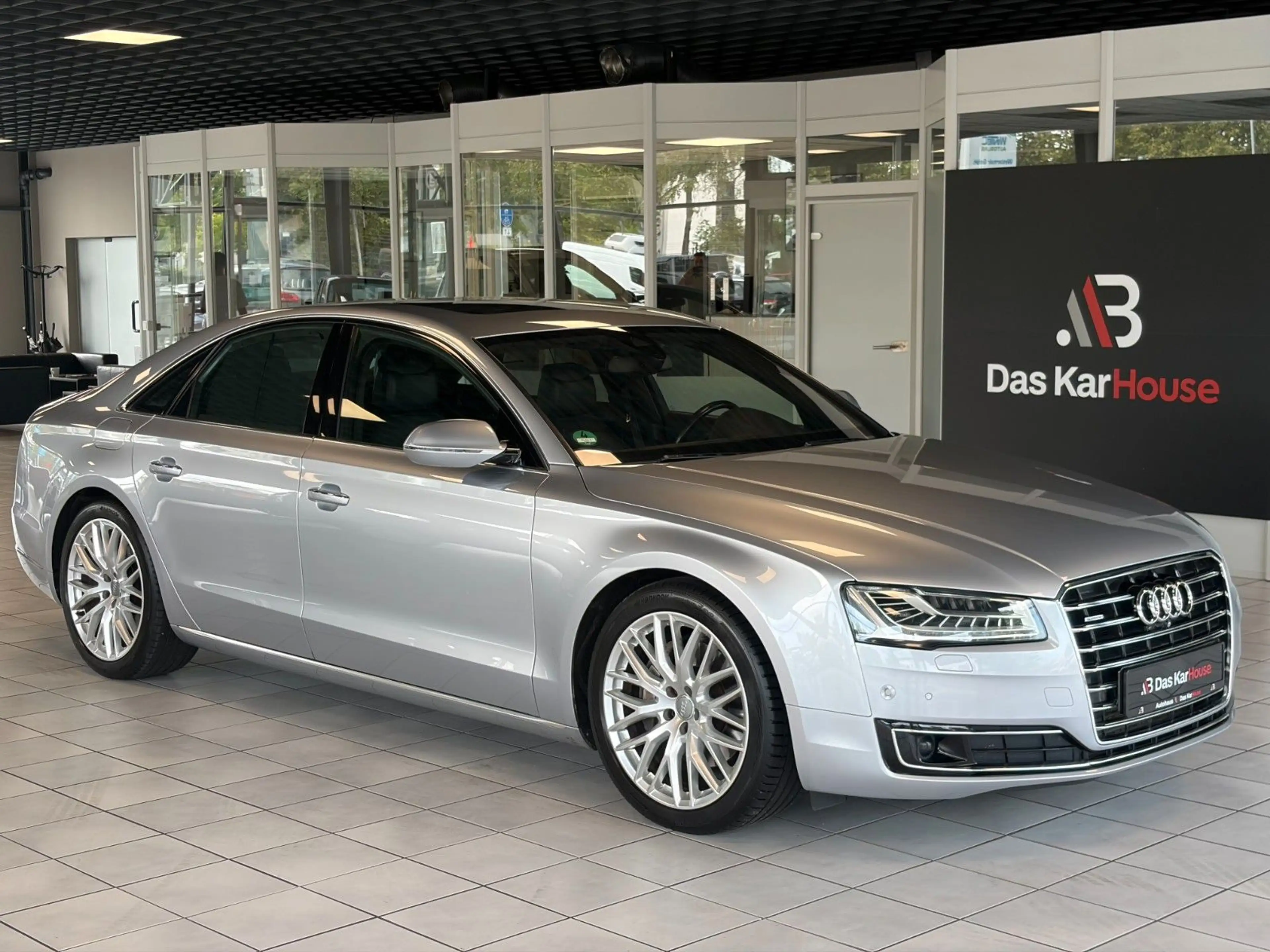 Audi A8 3.0 TDI quattro · Massage · ACC ·Matrix· Pano