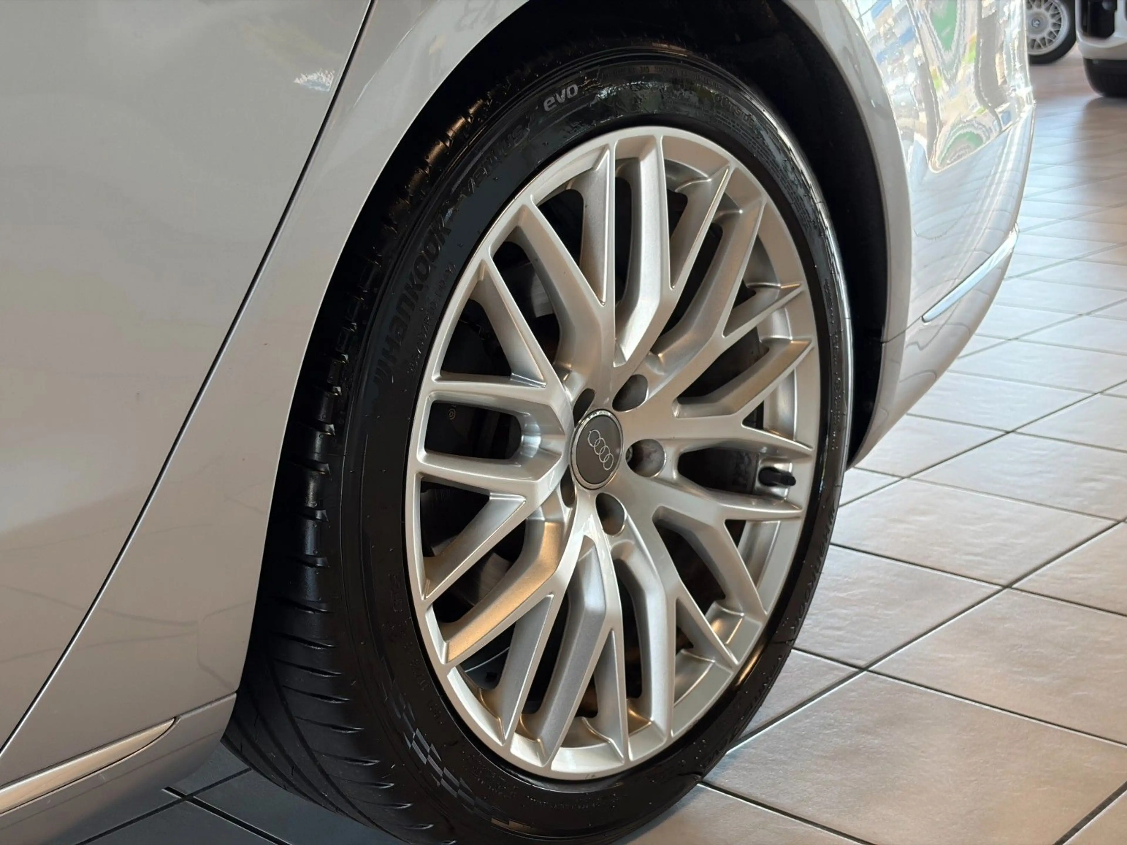 Audi A8 3.0 TDI quattro · Massage · ACC ·Matrix· Pano — photo 11
