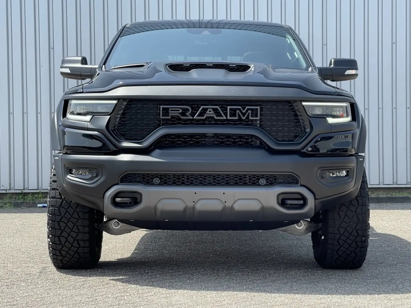 Dodge RAM TRX 4x4 Crew Cab Final Edition 702 PK Zwart - 2