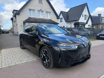 Xdrive 40 Softclose*Headup*Pano*Keyles*Line Ass*..