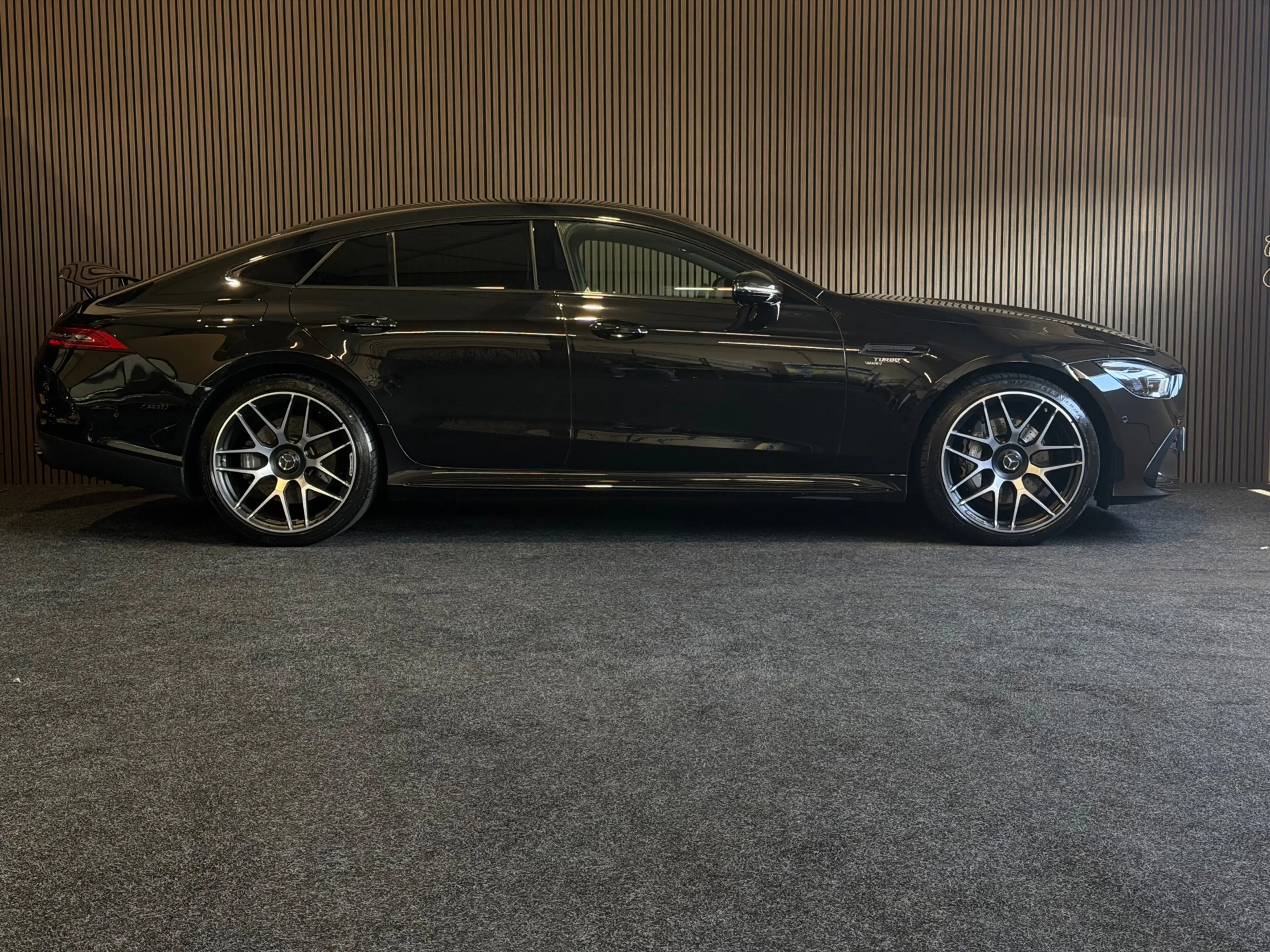 Mercedes-Benz AMG GT 4-Door Coupe AMG 43 4MATIC+ Premium Plus — photo 6