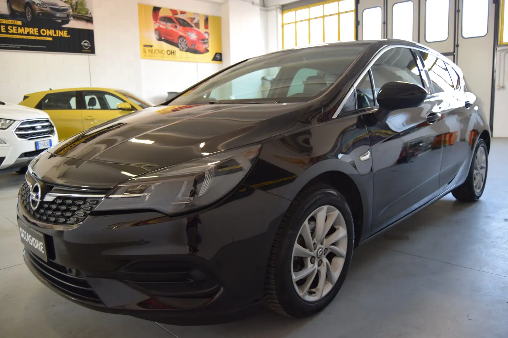 Opel Astra Astra 5p 1.5 CDTI Ultimate Zwart - 1
