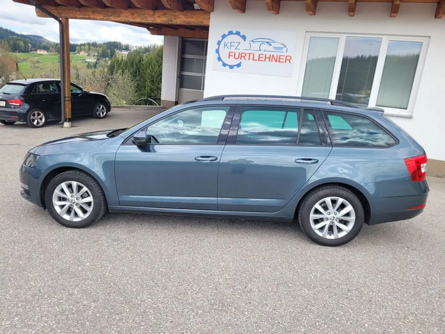 Skoda Octavia Combi Ambition Limited TDI DSG Grau - 2