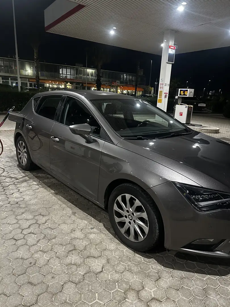 SEAT Leon 5p 1.4 tgi Business High s&s 110cv - 1