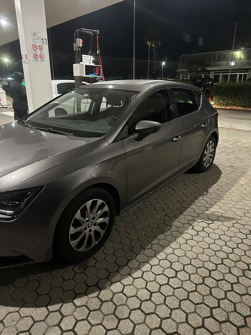 SEAT Leon 5p 1.4 tgi Business High s&s 110cv - 2